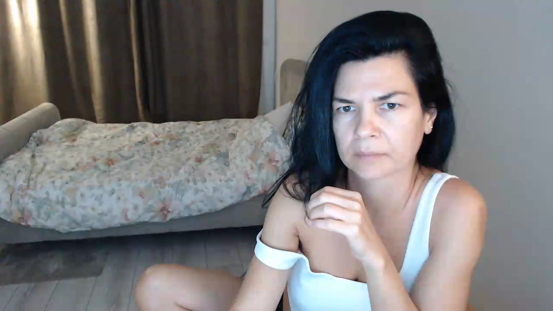 Gallery image thumbnail from Darkella's myfreecams stream on, 08/08/2026, 24:01 image 5 of 20