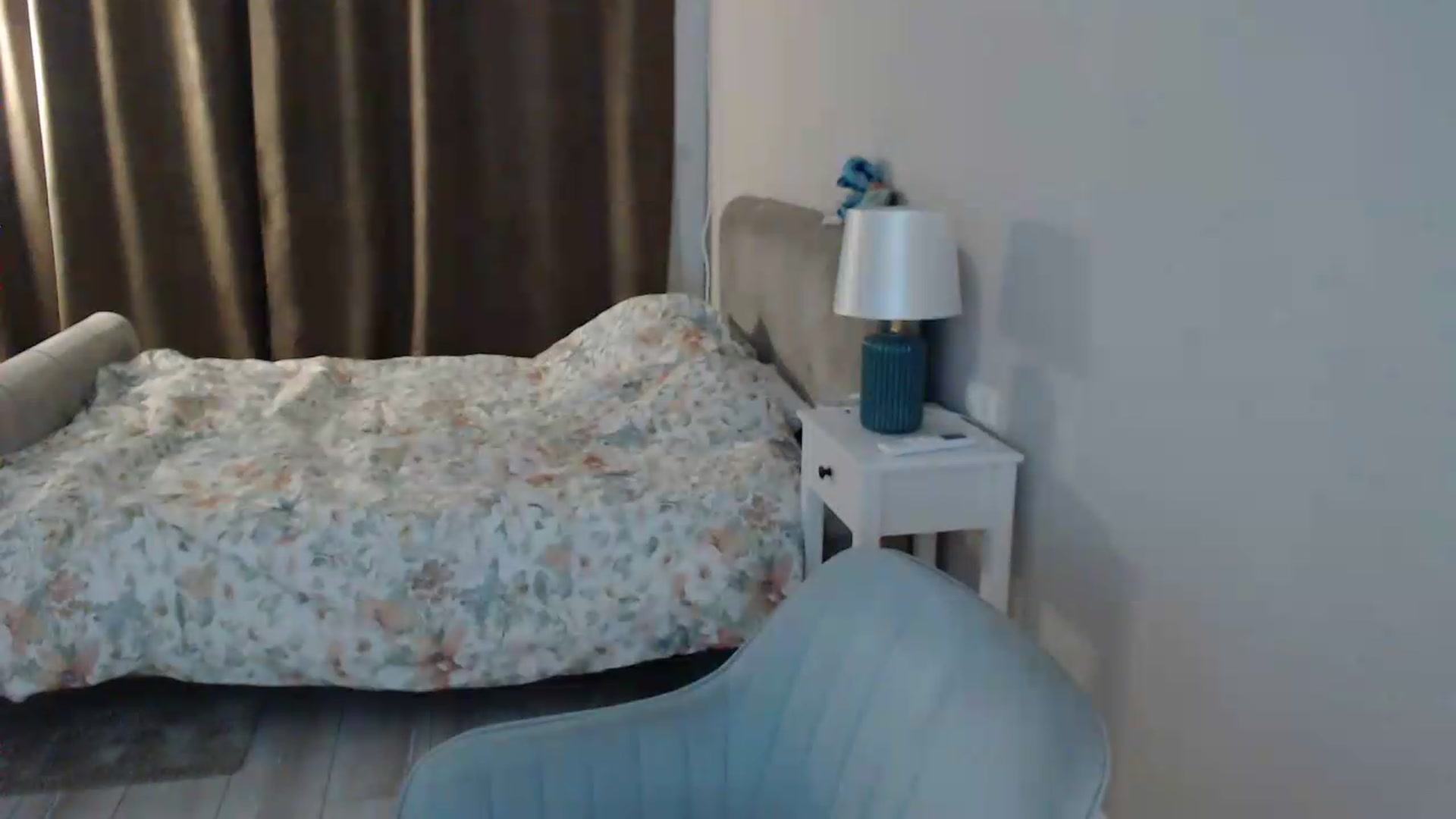 Gallery image thumbnail from Darkella's myfreecams stream on, 08/09/2026, 22:56 image 5 of 20