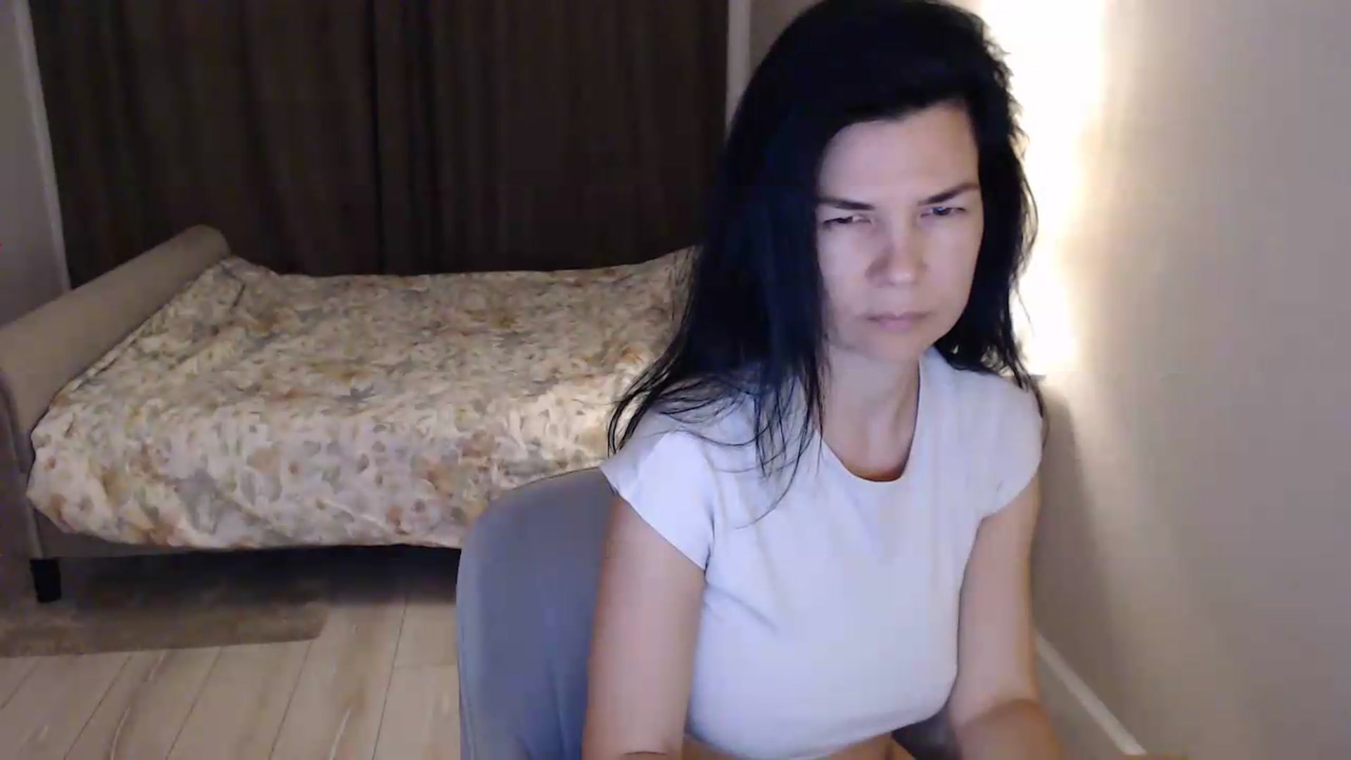 Gallery image thumbnail from Darkella's myfreecams stream on, 08/10/2026, 23:43 image 6 of 20