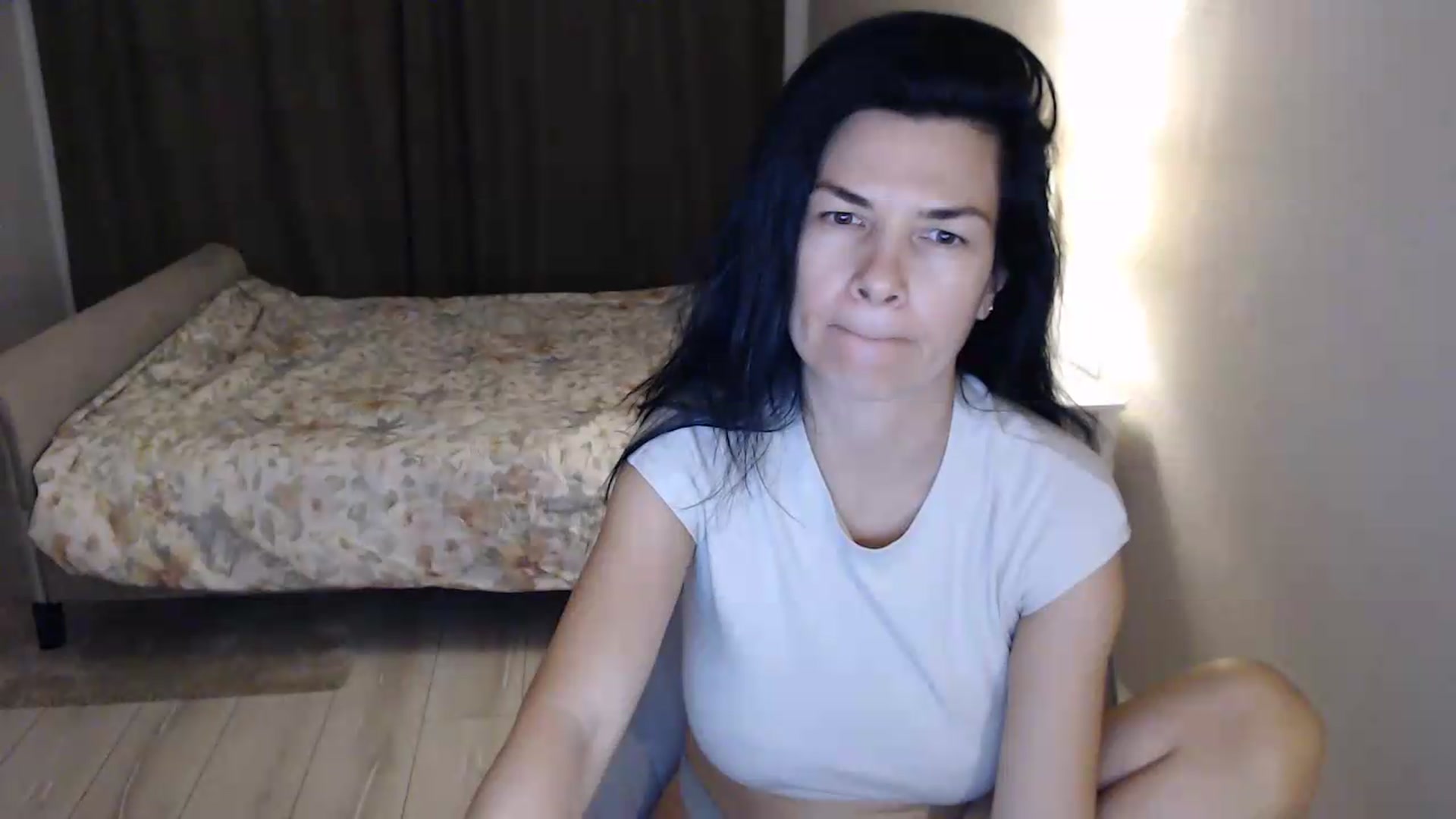Gallery image thumbnail from Darkella's myfreecams stream on, 08/10/2026, 23:43 image 4 of 20
