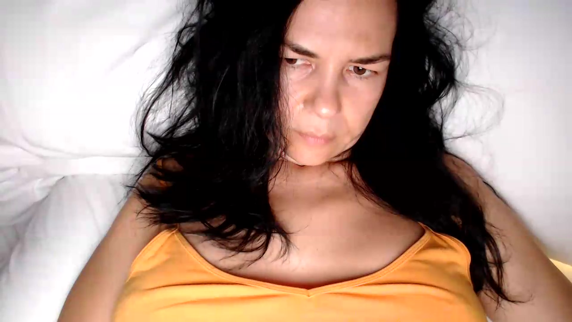 Gallery image thumbnail from Darkella's myfreecams stream on, 08/14/2026, 24:01 image 14 of 20
