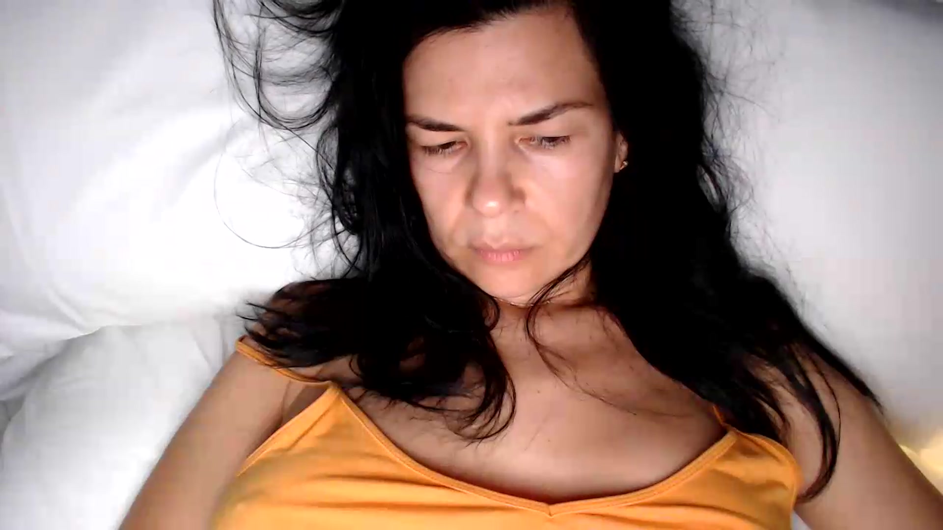 Gallery image thumbnail from Darkella's myfreecams stream on, 08/14/2026, 24:01 image 16 of 20