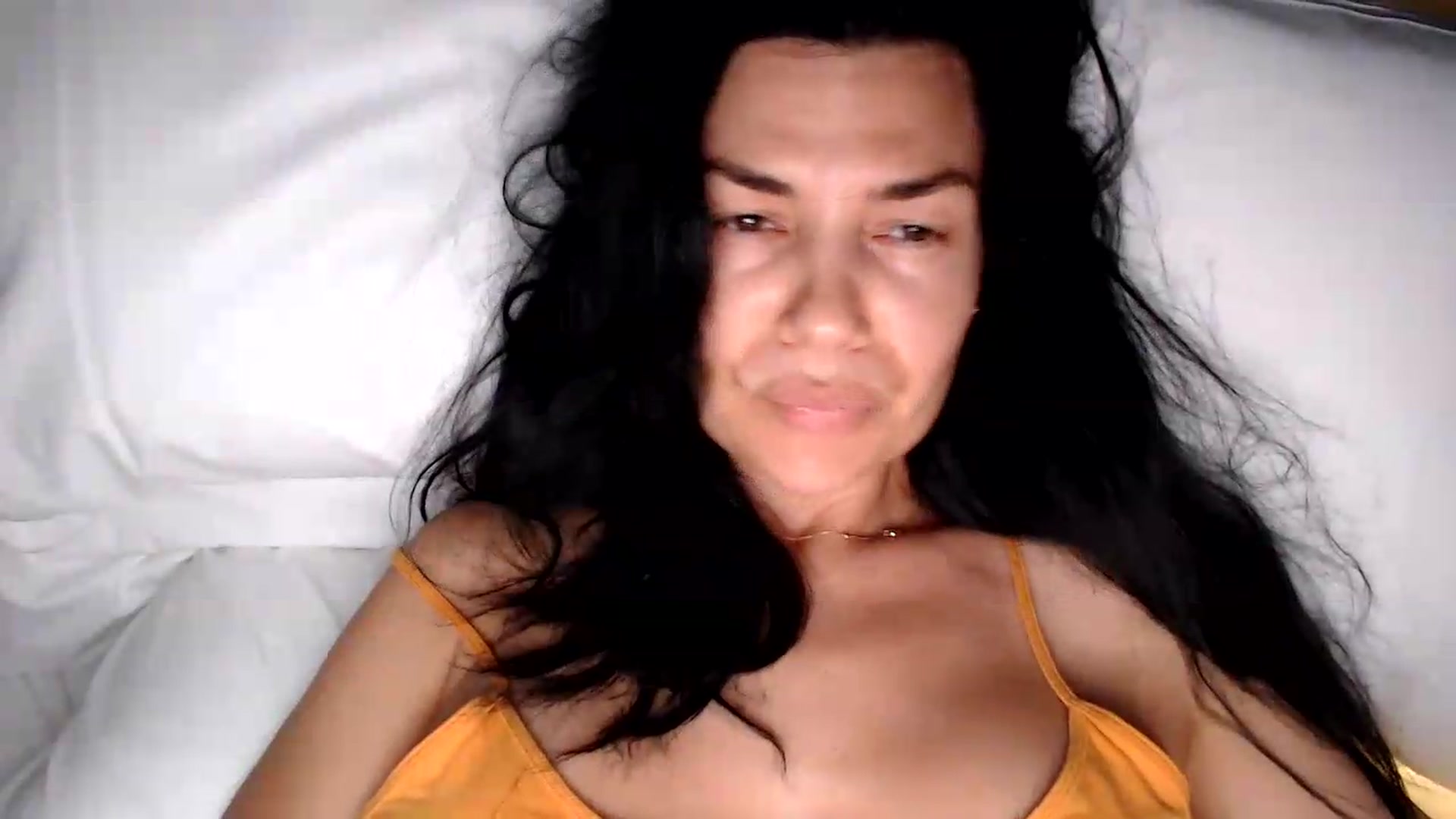 Gallery image thumbnail from Darkella's myfreecams stream on, 08/14/2026, 24:01 image 4 of 20