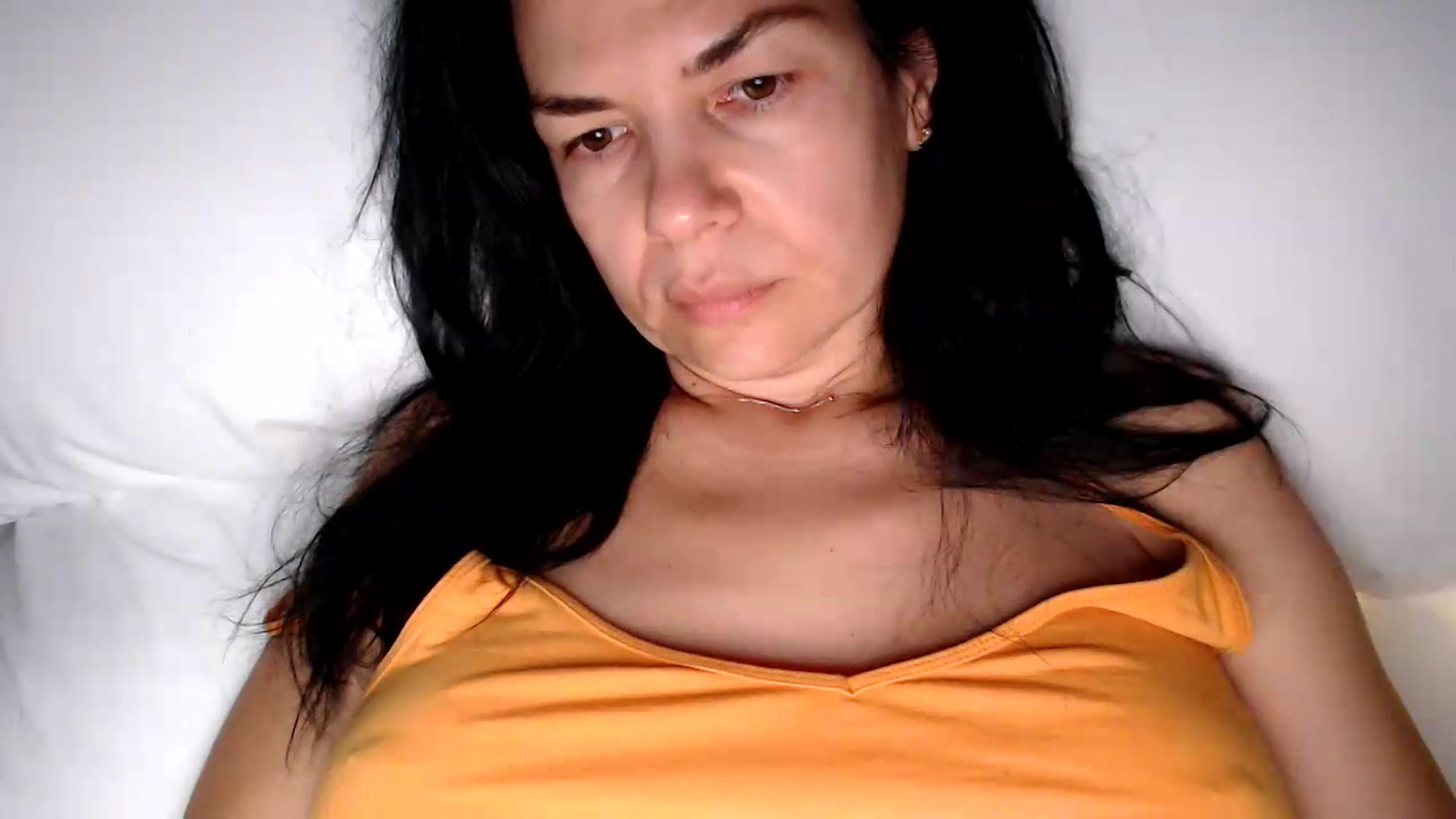 Gallery image thumbnail from Darkella's myfreecams stream on, 08/14/2026, 24:12 image 6 of 20