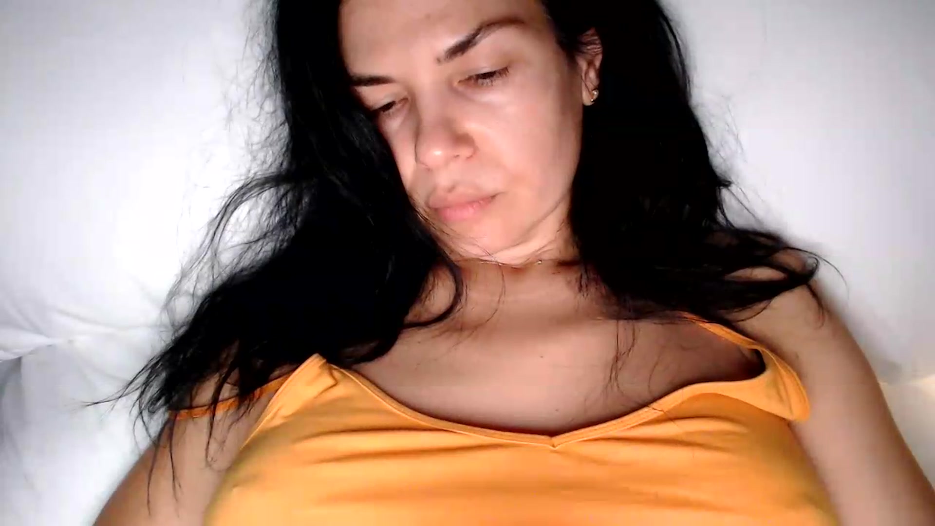 Gallery image thumbnail from Darkella's myfreecams stream on, 08/14/2026, 24:12 image 4 of 20