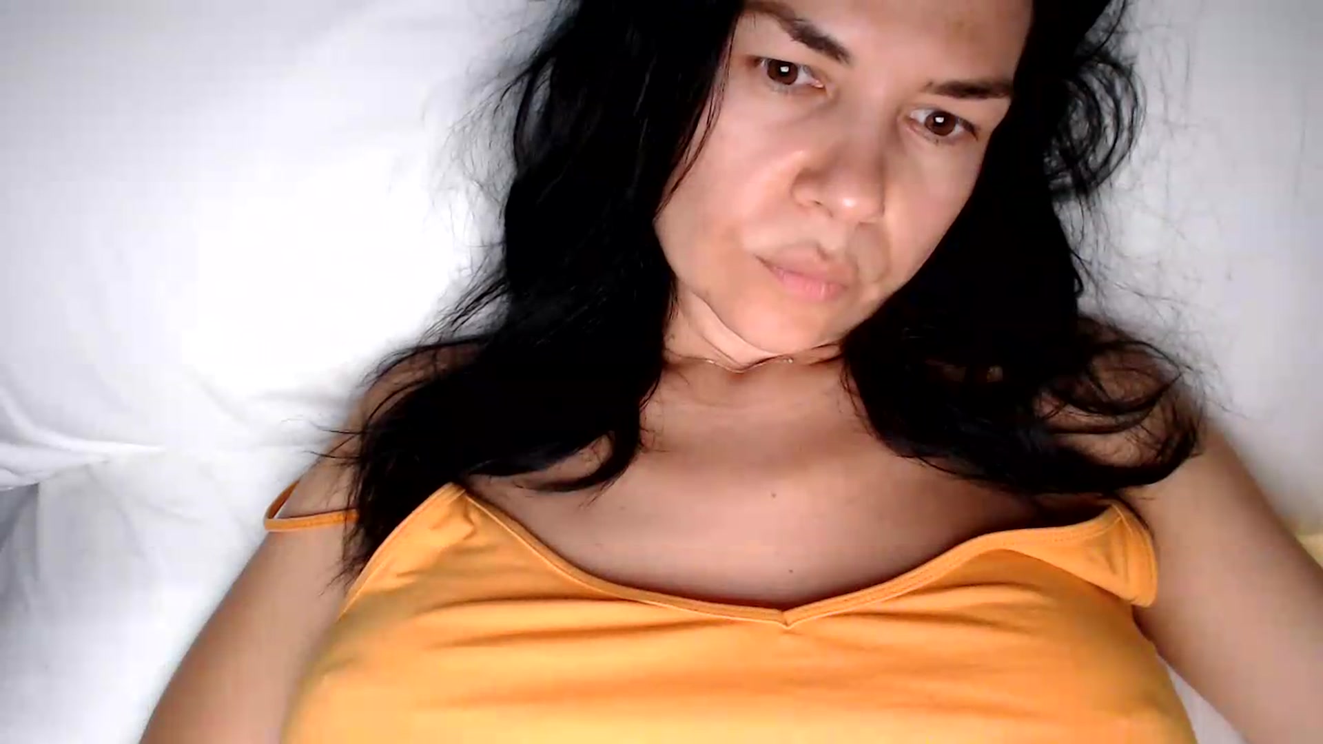Gallery image thumbnail from Darkella's myfreecams stream on, 08/14/2026, 24:12 image 15 of 20