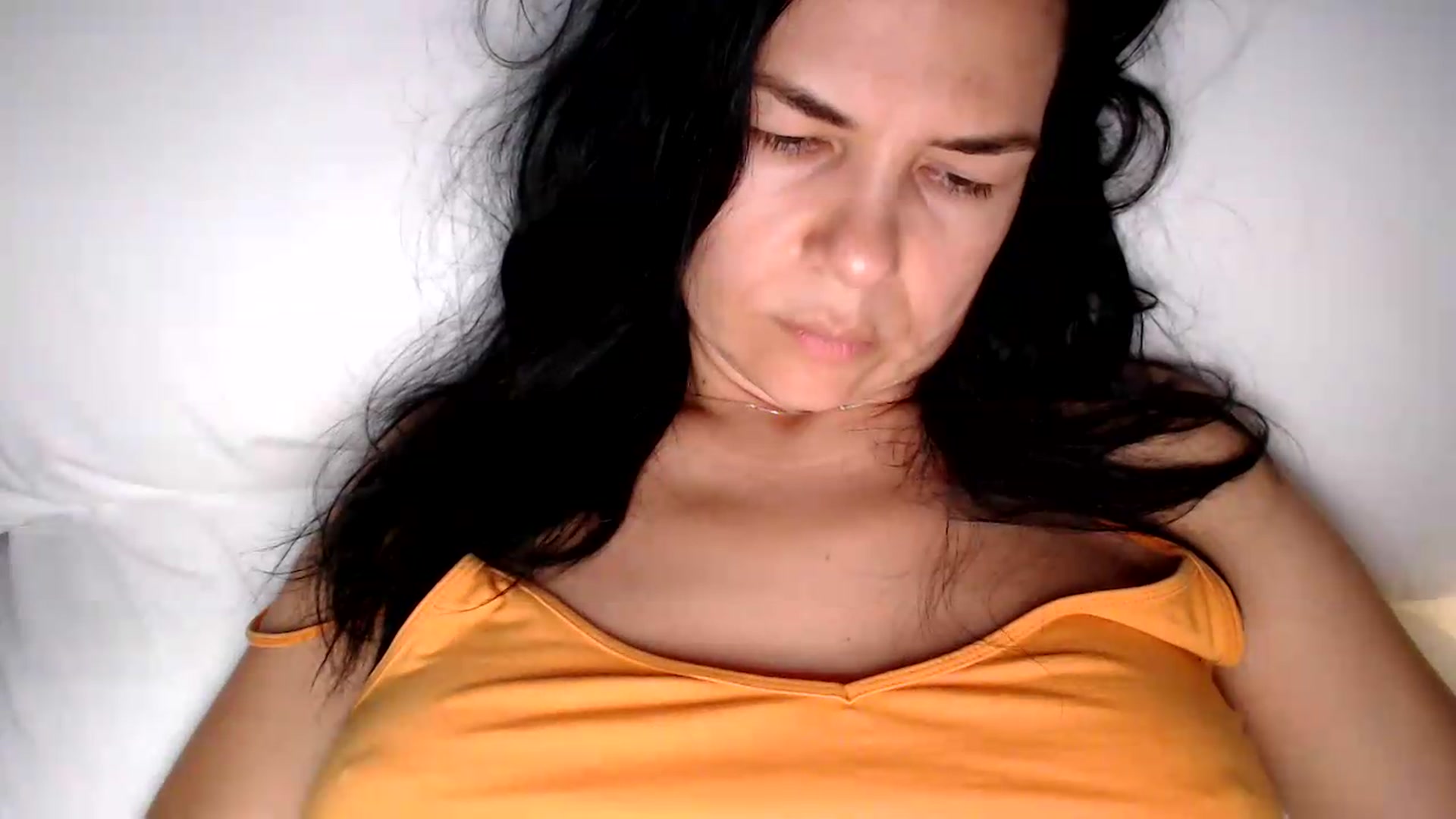 Gallery image thumbnail from Darkella's myfreecams stream on, 08/14/2026, 24:12 image 9 of 20