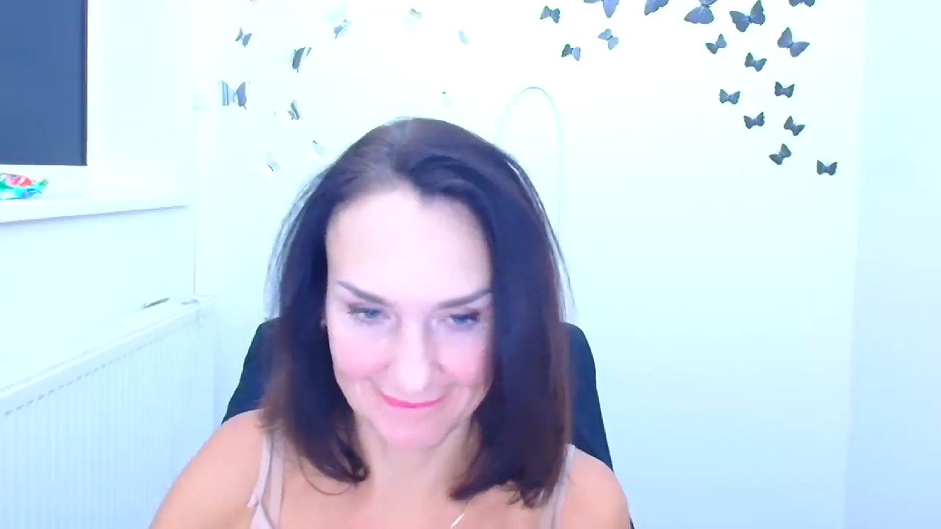 Gallery image thumbnail from Darkkristina's myfreecams stream on, 01/07/2026, 19:04 image 5 of 20