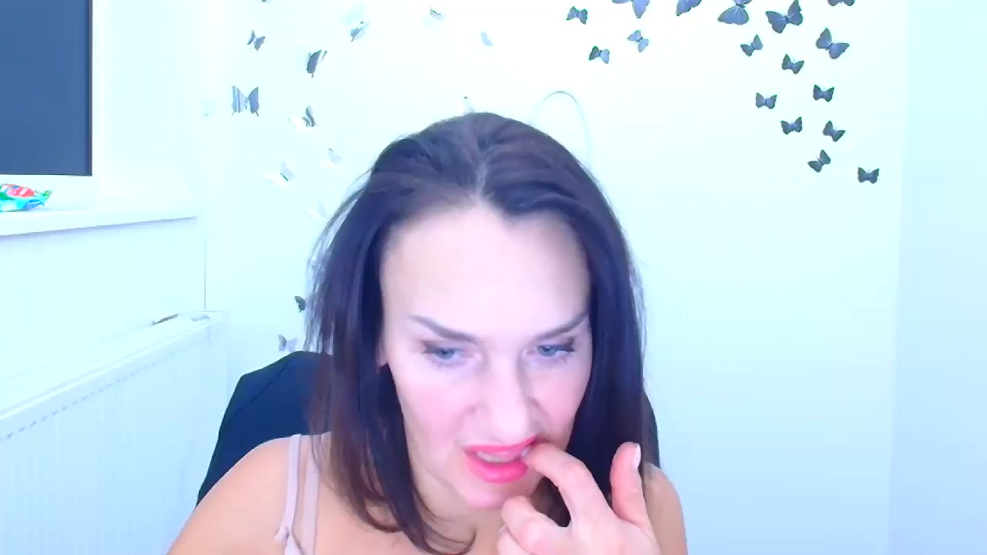 Gallery image thumbnail from Darkkristina's myfreecams stream on, 01/07/2026, 20:23 image 13 of 20
