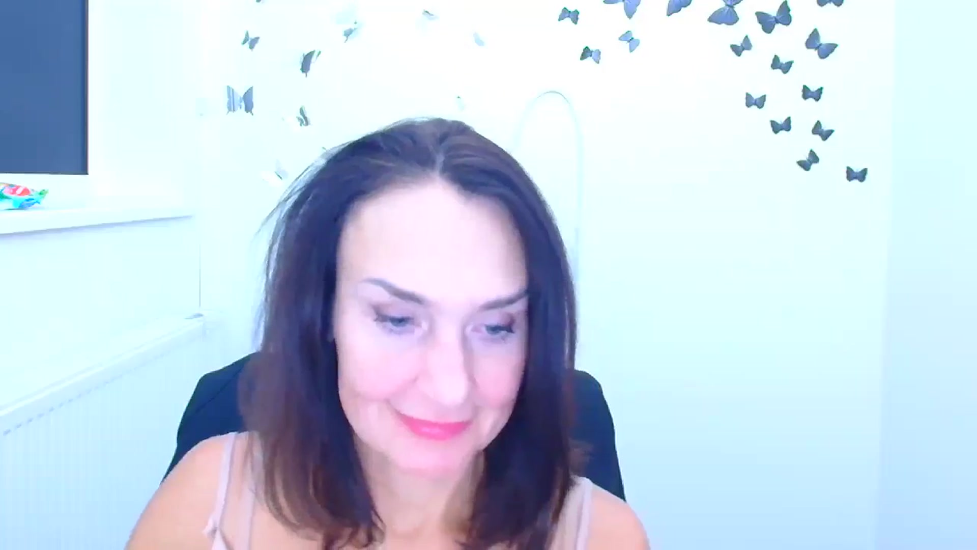 Gallery image thumbnail from Darkkristina's myfreecams stream on, 01/07/2026, 20:23 image 19 of 20