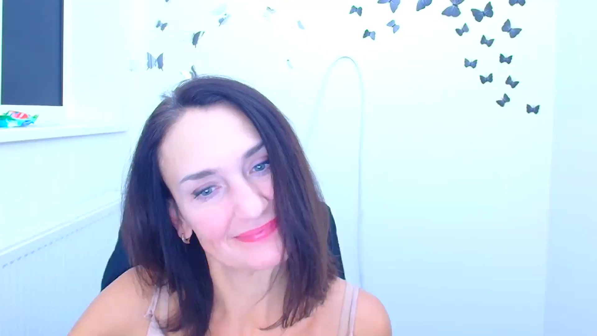 Gallery image thumbnail from Darkkristina's myfreecams stream on, 01/07/2026, 21:16 image 11 of 20