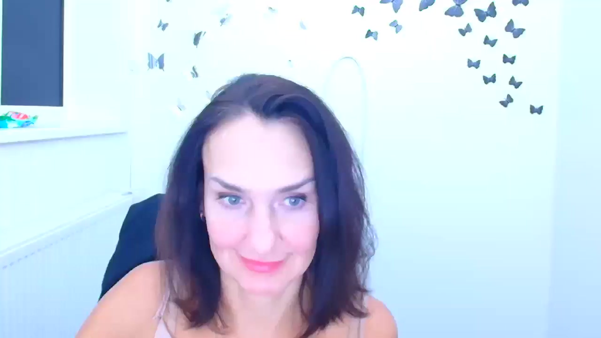 Gallery image thumbnail from Darkkristina's myfreecams stream on, 01/07/2026, 21:16 image 12 of 20