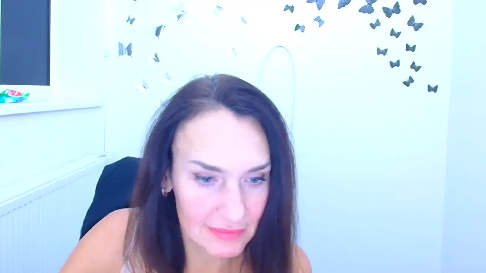 Gallery image thumbnail from Darkkristina's myfreecams stream on, 01/07/2026, 21:16 image 19 of 20