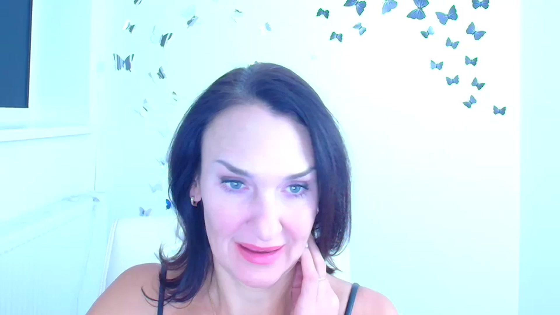 Gallery image thumbnail from Darkkristina's myfreecams stream on, 01/11/2026, 18:29 image 19 of 20