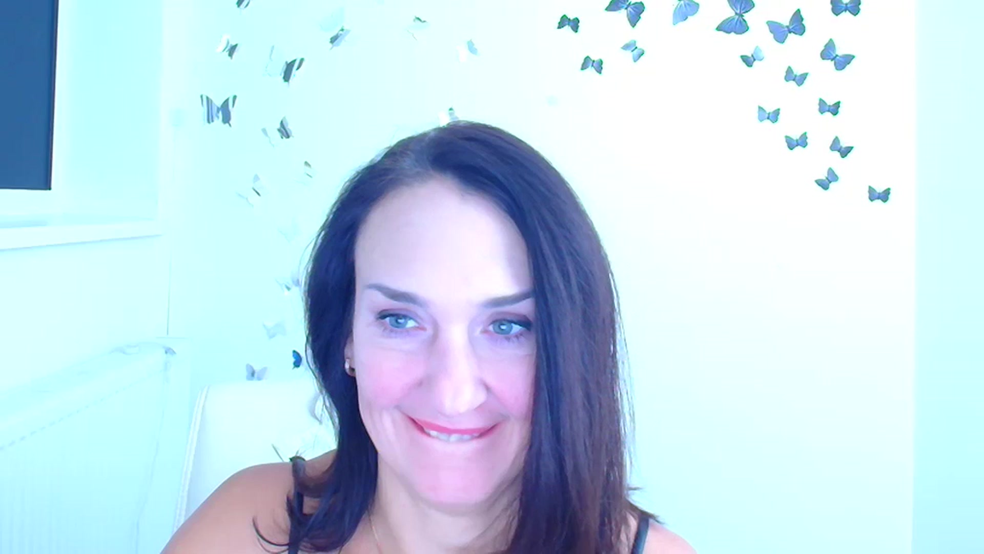Gallery image thumbnail from Darkkristina's myfreecams stream on, 01/11/2026, 18:29 image 17 of 20