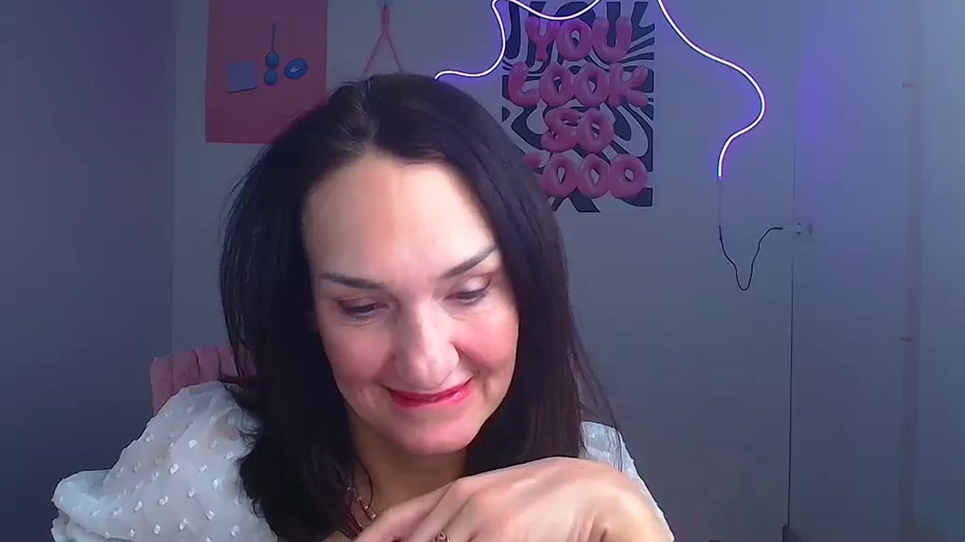 Gallery image thumbnail from Darkkristina's myfreecams stream on, 03/08/2026, 13:11 image 15 of 20