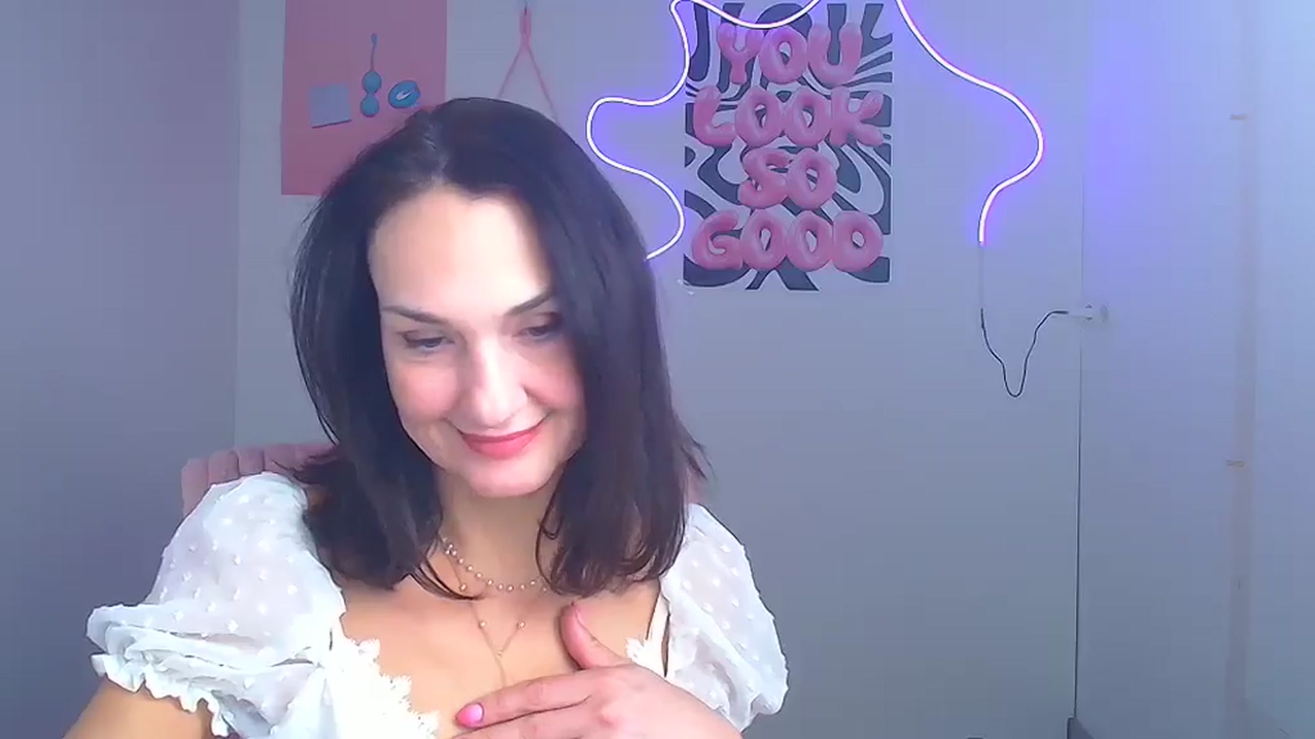 Gallery image thumbnail from Darkkristina's myfreecams stream on, 03/08/2026, 13:11 image 18 of 20