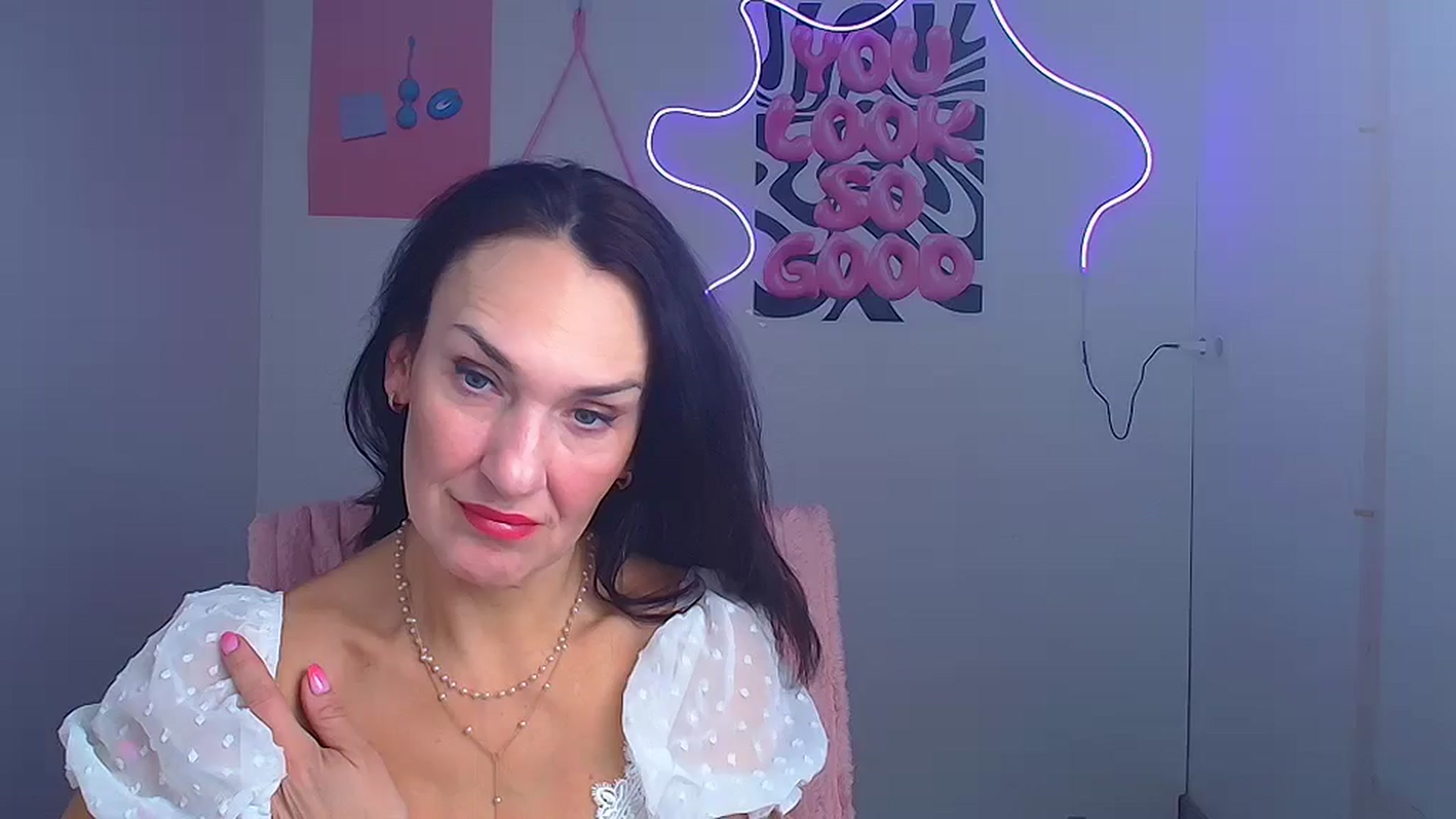 Gallery image thumbnail from Darkkristina's myfreecams stream on, 03/08/2026, 13:11 image 1 of 20
