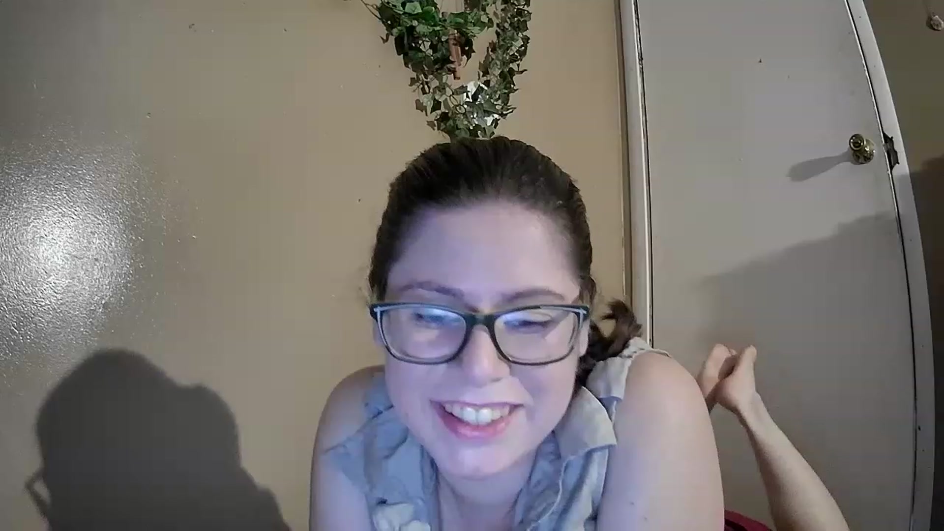 Gallery image thumbnail from Darling180's myfreecams stream on, 11/27/2022, 19:40 image 12 of 20