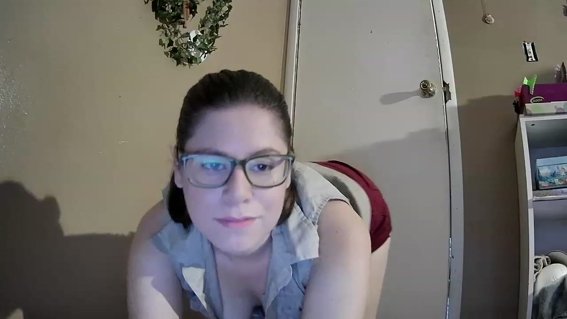 Gallery image thumbnail from Darling180's myfreecams stream on, 11/27/2022, 19:40 image 5 of 20