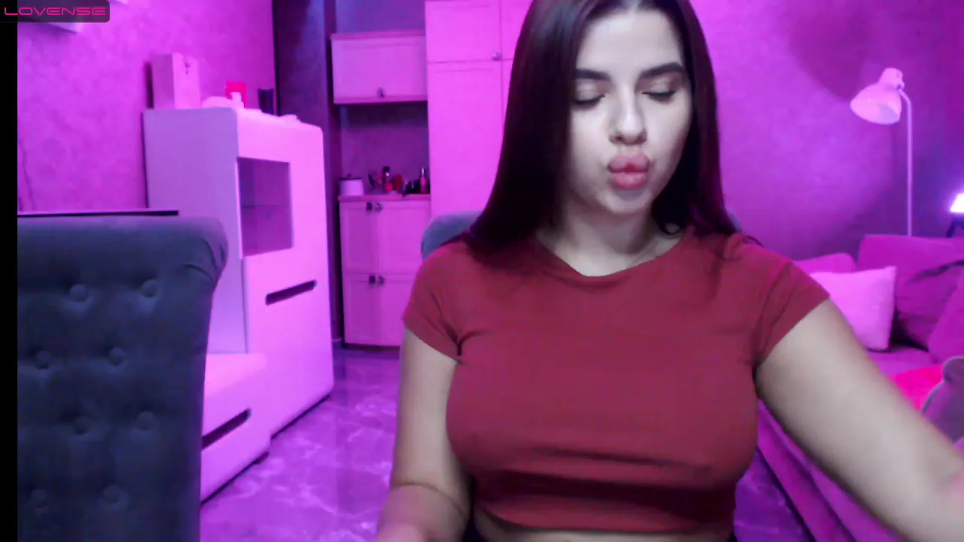 Gallery image thumbnail from Darling_Ivy's myfreecams stream on, 11/28/2022, 15:46 image 12 of 20