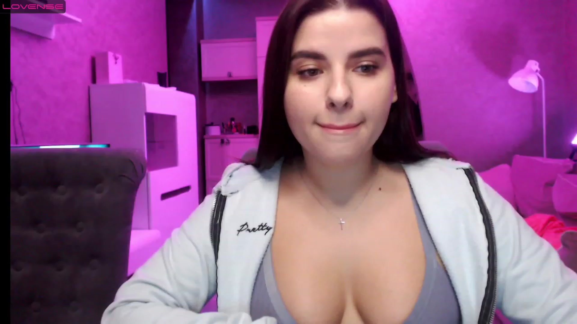 Gallery image thumbnail from Darling_Ivy's myfreecams stream on, 12/04/2022, 18:34 image 11 of 20