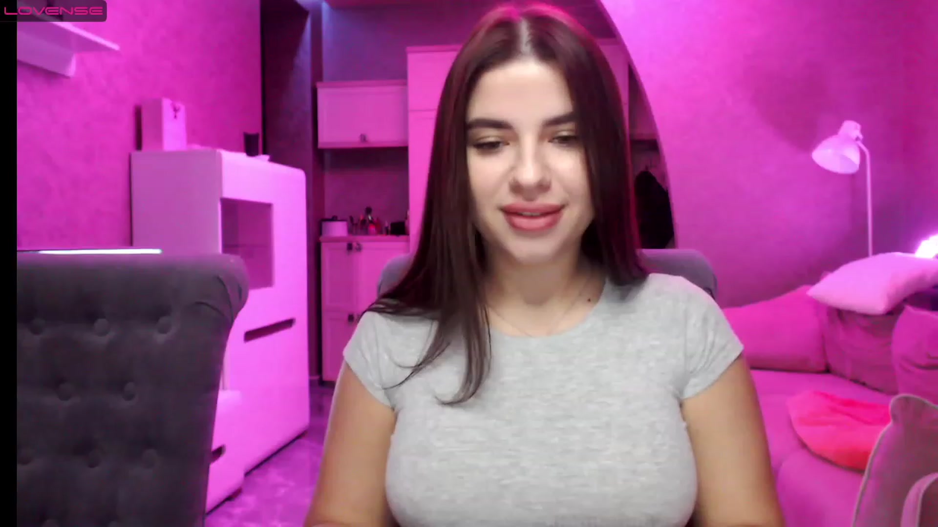 Gallery image thumbnail from Darling_Ivy's myfreecams stream on, 12/06/2022, 14:49 image 1 of 20