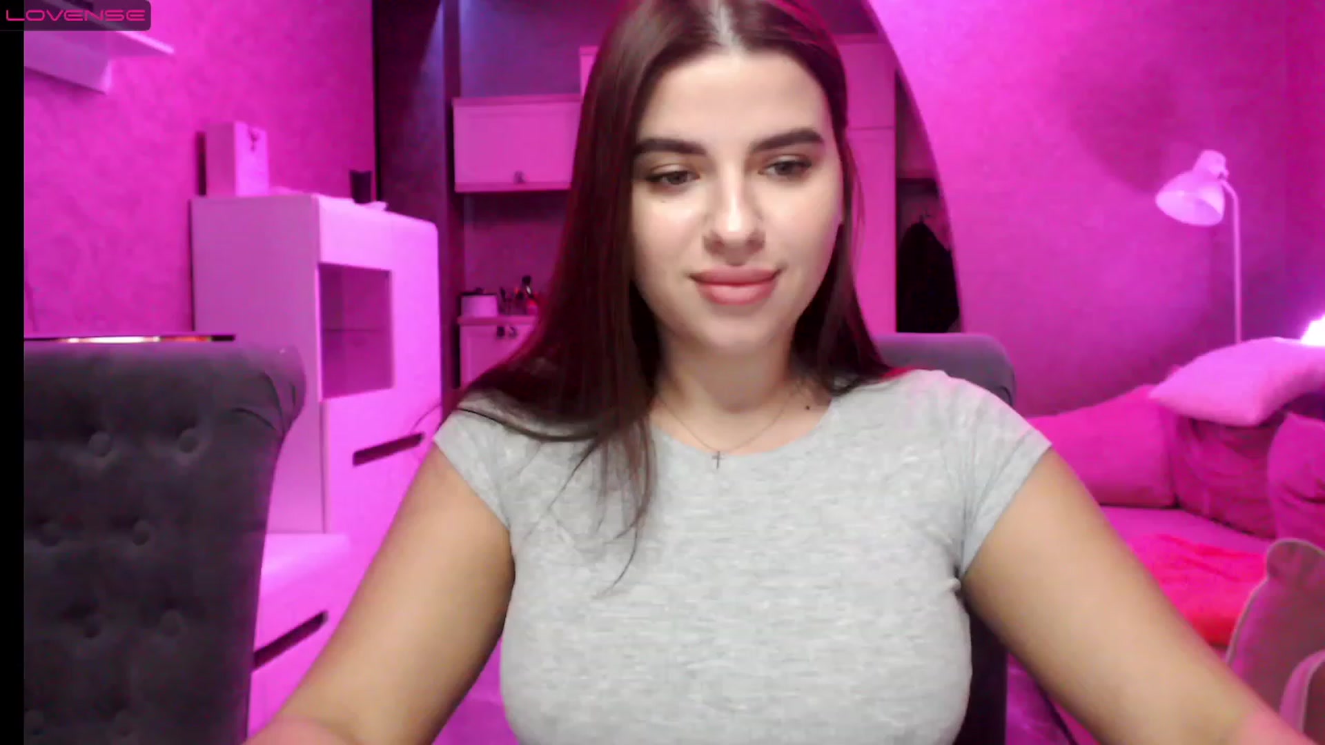 Gallery image thumbnail from Darling_Ivy's myfreecams stream on, 12/06/2022, 16:20 image 6 of 20