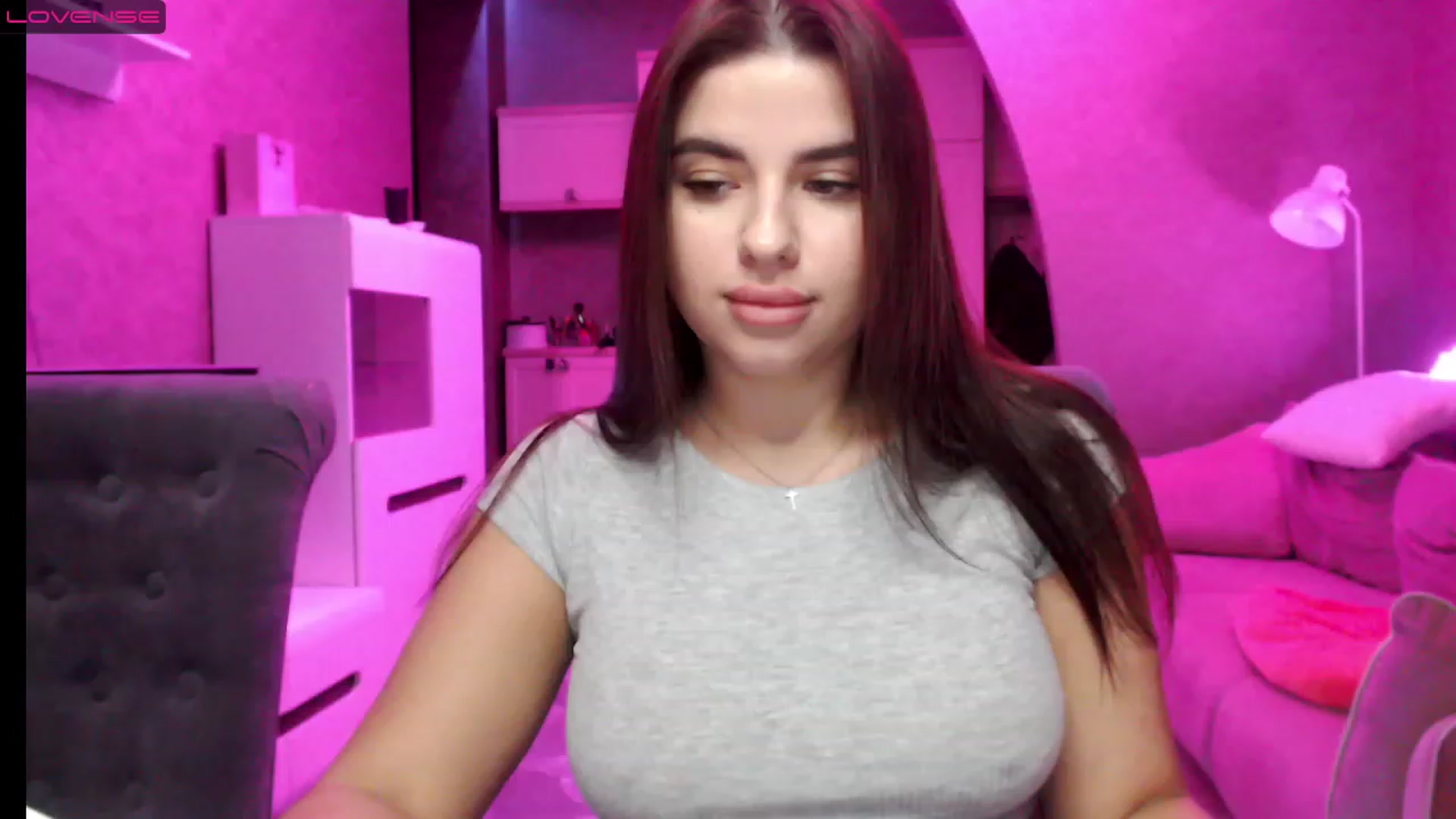 Gallery image thumbnail from Darling_Ivy's myfreecams stream on, 12/06/2022, 16:20 image 2 of 20