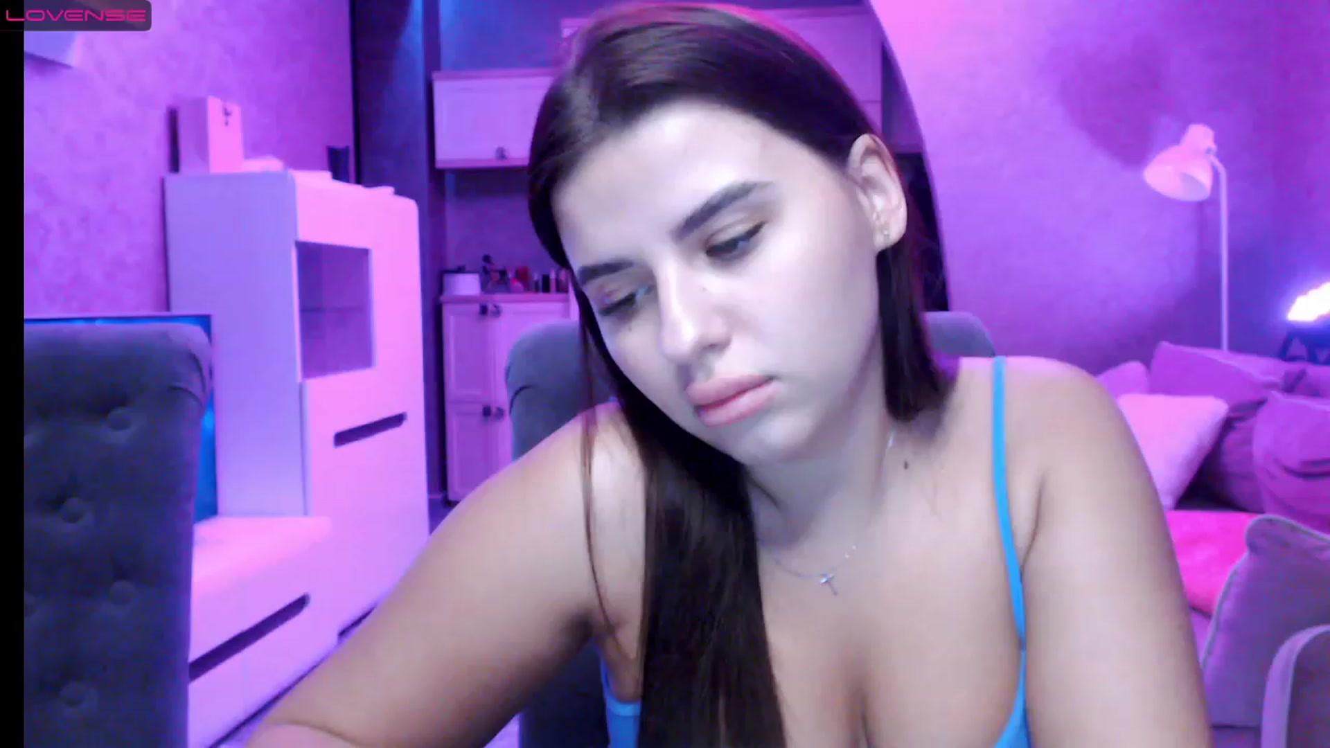 Gallery image thumbnail from Darling_Ivy's myfreecams stream on, 12/08/2022, 17:17 image 17 of 20