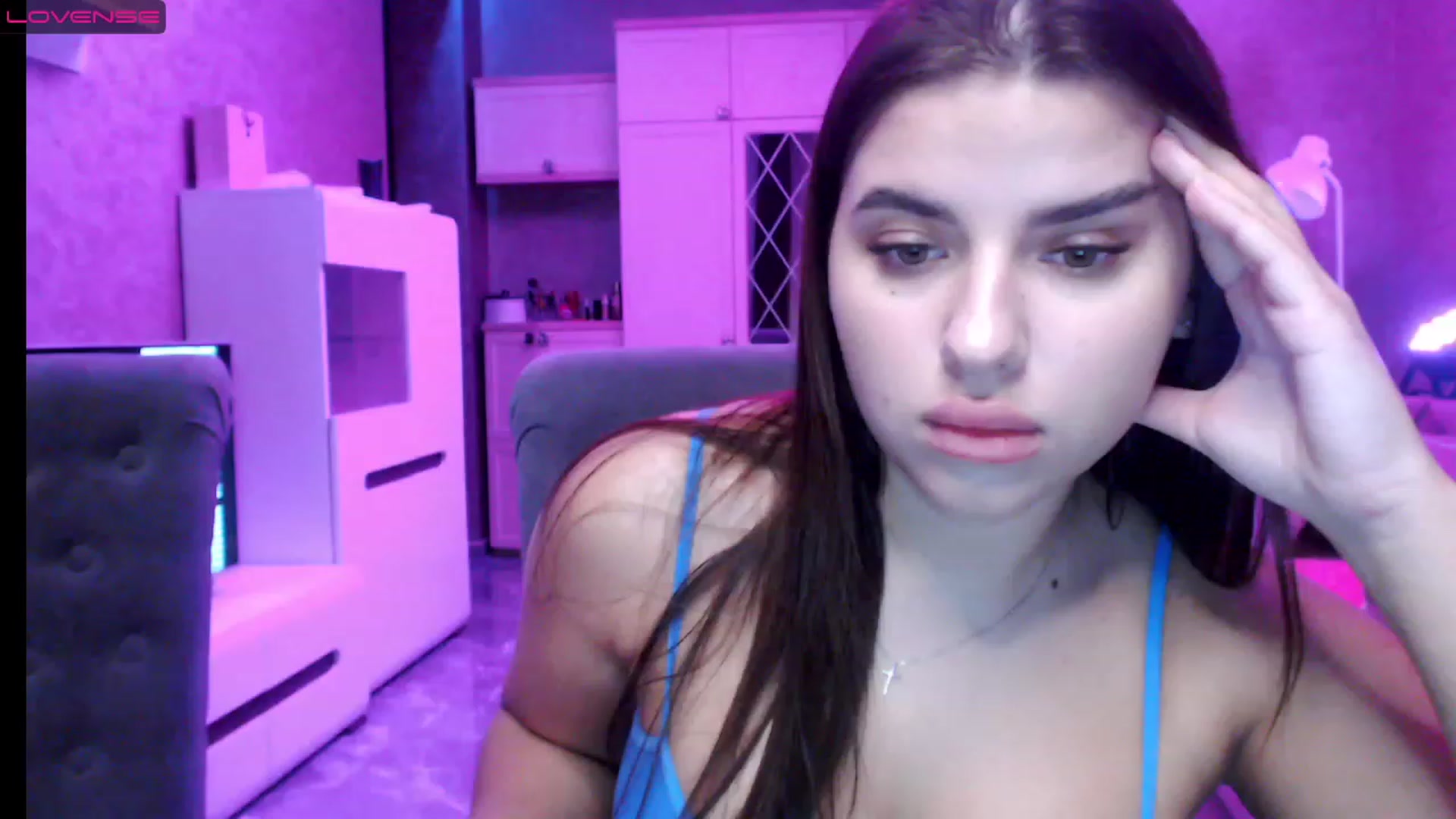 Gallery image thumbnail from Darling_Ivy's myfreecams stream on, 12/08/2022, 17:58 image 6 of 20