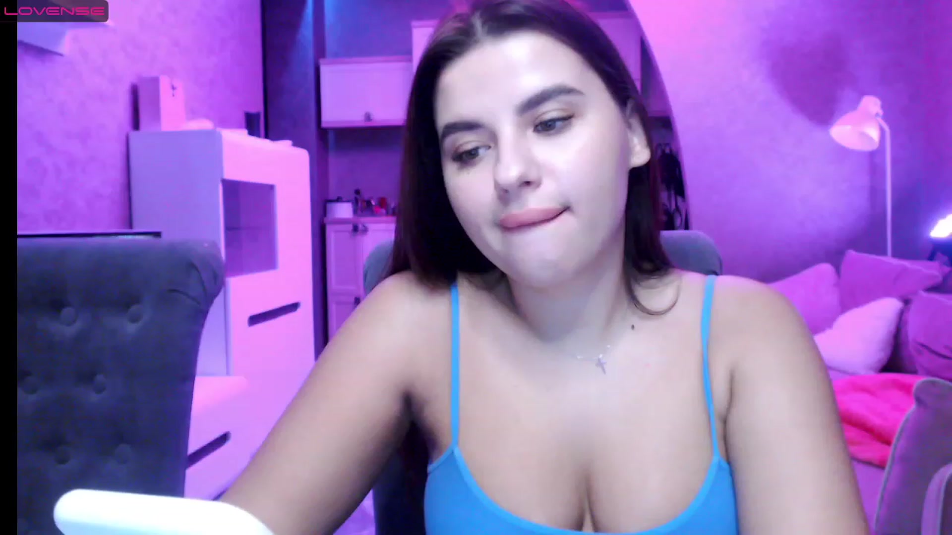 Gallery image thumbnail from Darling_Ivy's myfreecams stream on, 12/09/2022, 18:13 image 9 of 20