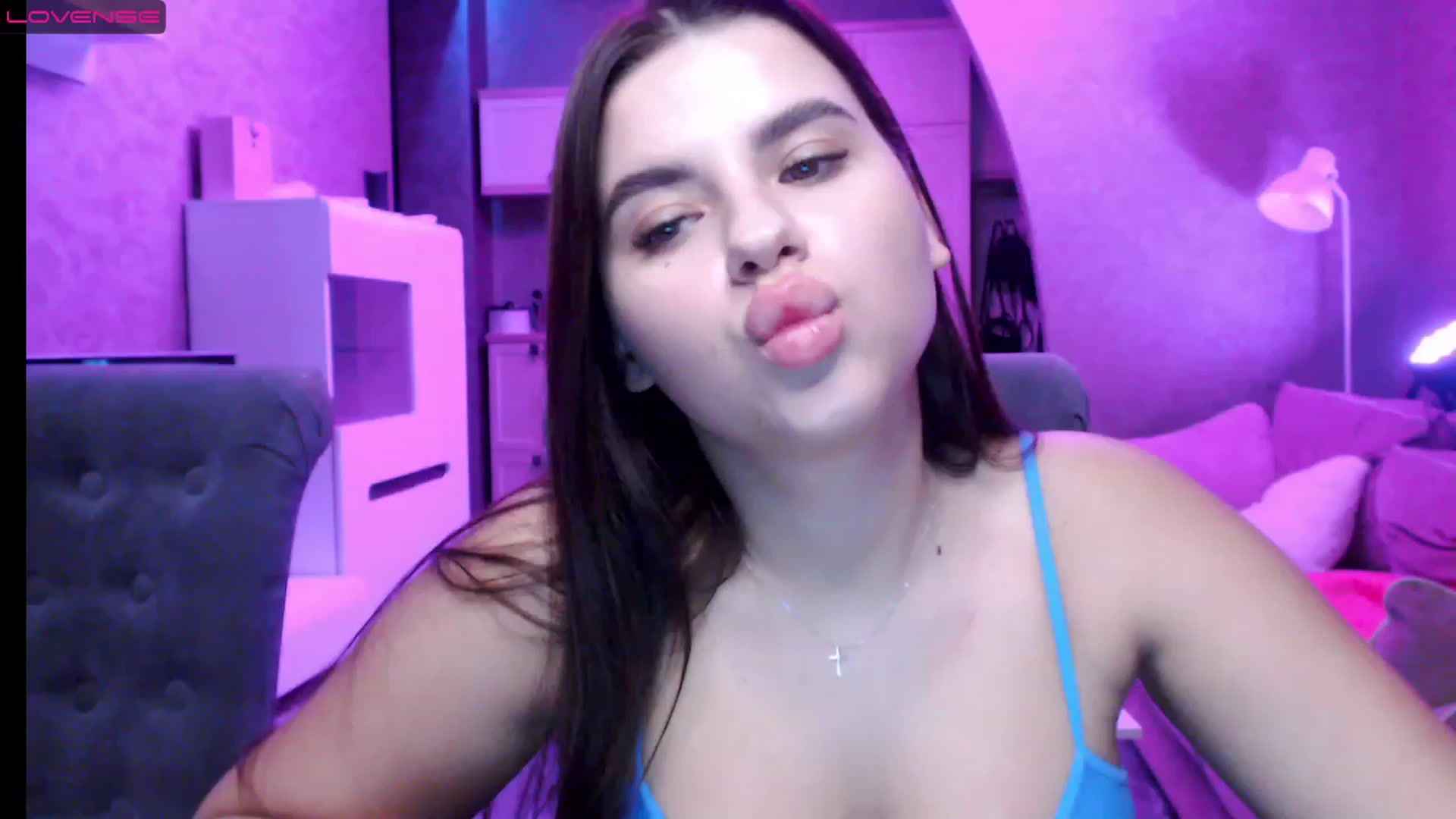 Gallery image thumbnail from Darling_Ivy's myfreecams stream on, 12/09/2022, 18:31 image 19 of 20