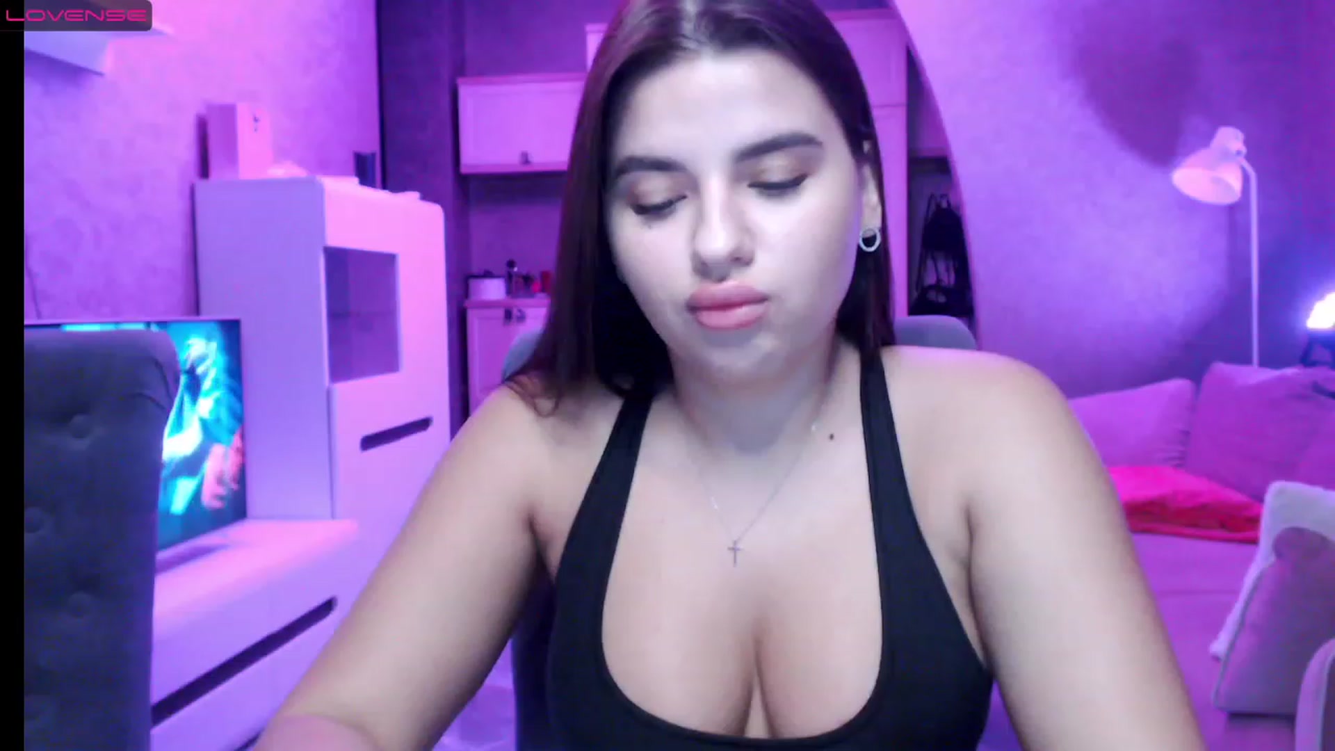 Gallery image thumbnail from Darling_Ivy's myfreecams stream on, 12/12/2022, 15:49 image 12 of 20