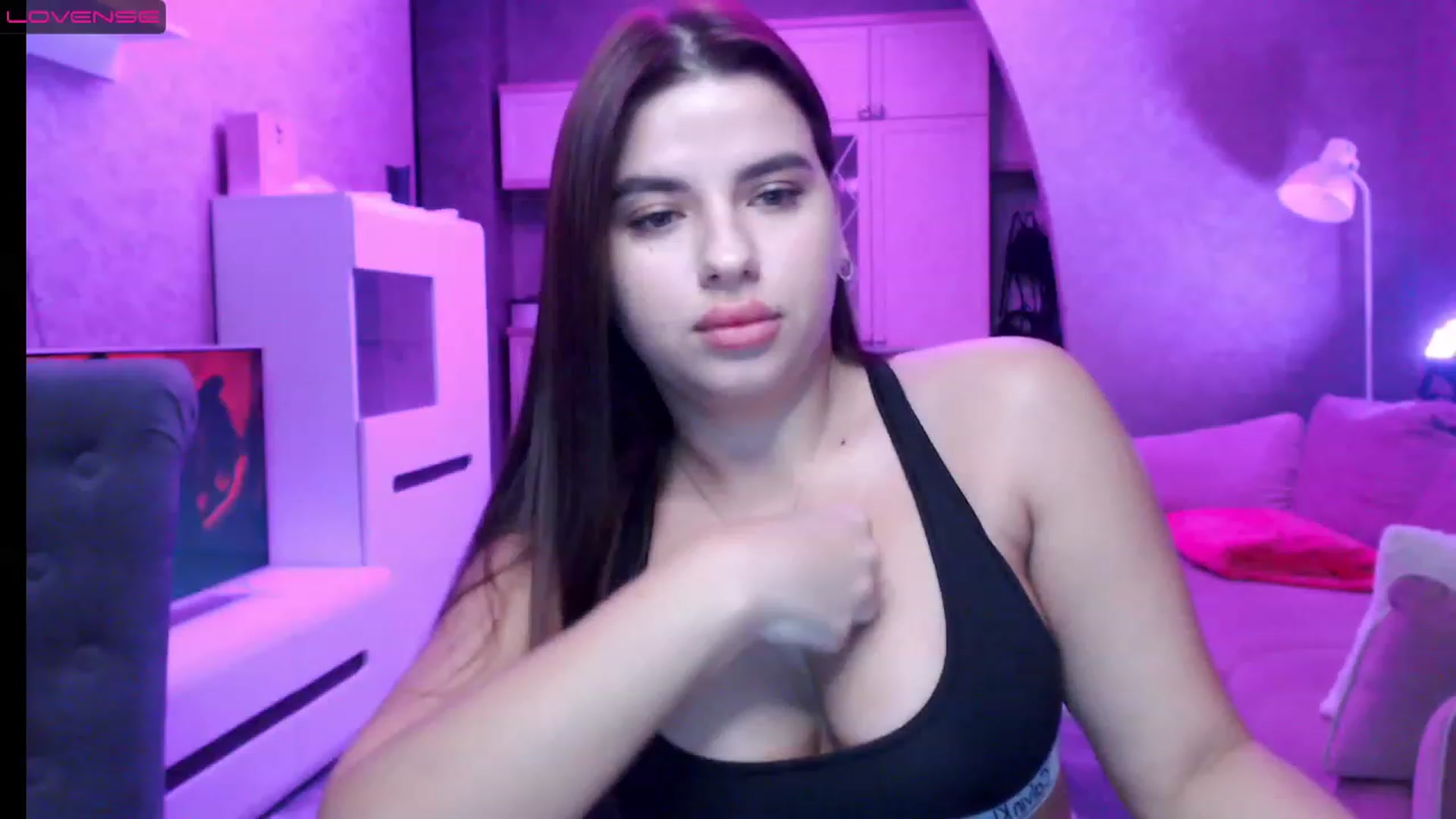 Gallery image thumbnail from Darling_Ivy's myfreecams stream on, 12/12/2022, 15:49 image 8 of 20