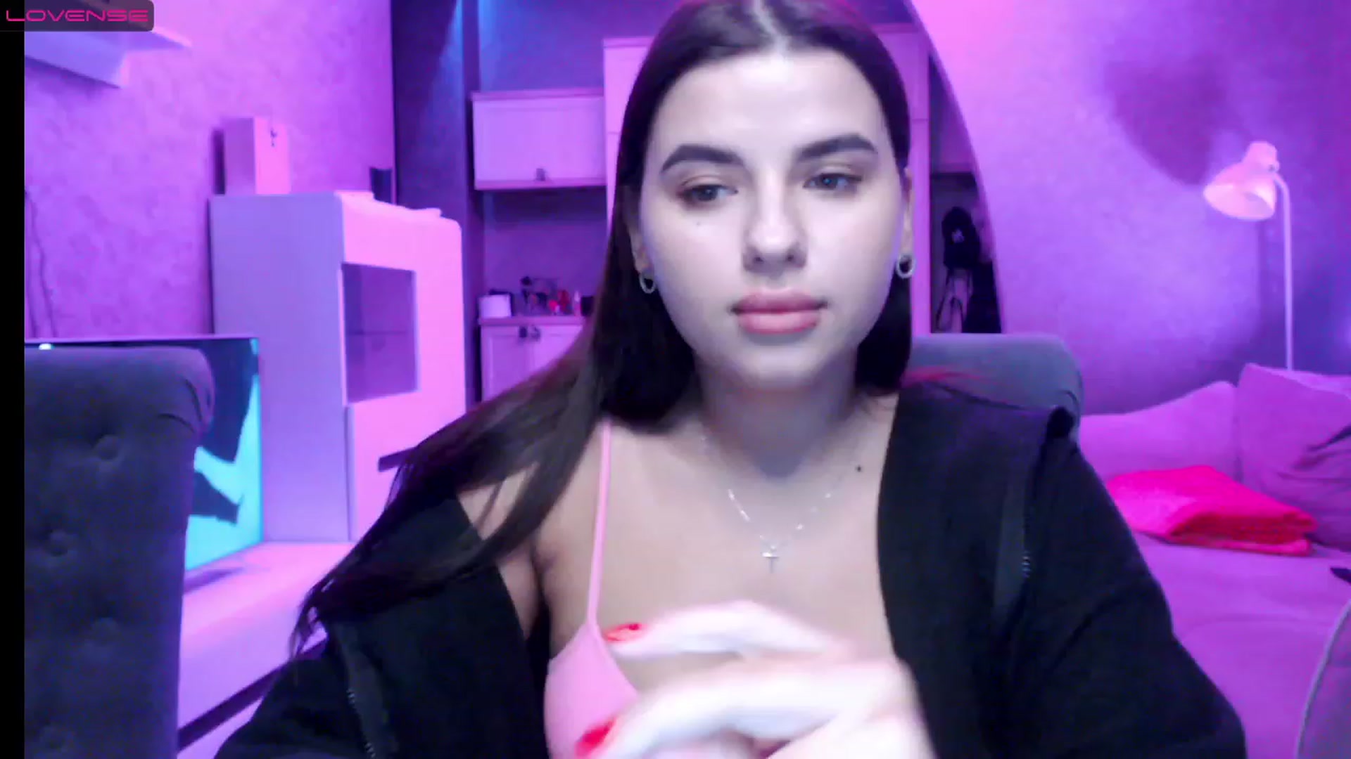 Gallery image thumbnail from Darling_Ivy's myfreecams stream on, 12/19/2022, 16:48 image 20 of 20