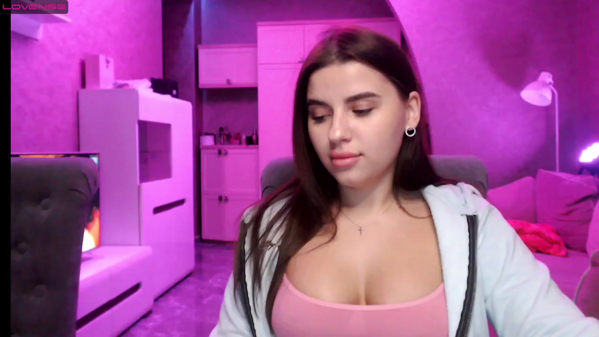 Gallery image thumbnail from Darling_Ivy's myfreecams stream on, 12/20/2022, 19:07 image 1 of 20