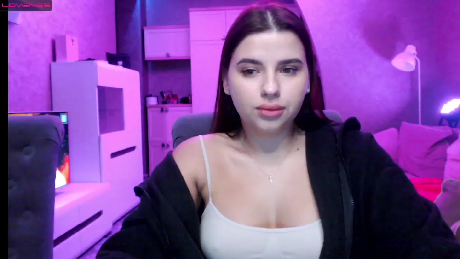 Gallery image thumbnail from Darling_Ivy's myfreecams stream on, 12/24/2022, 18:54 image 2 of 20