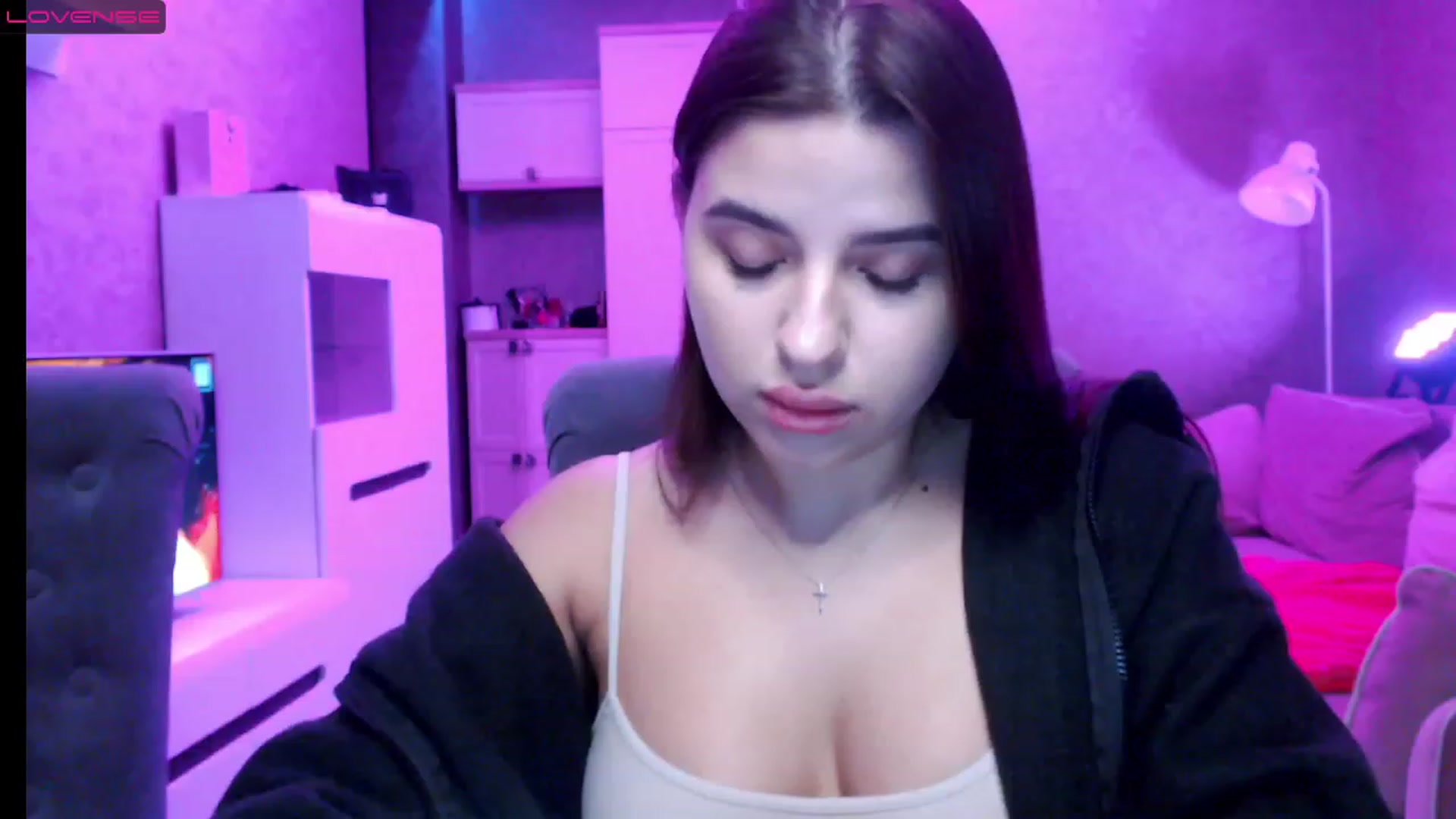 Gallery image thumbnail from Darling_Ivy's myfreecams stream on, 12/24/2022, 18:54 image 4 of 20