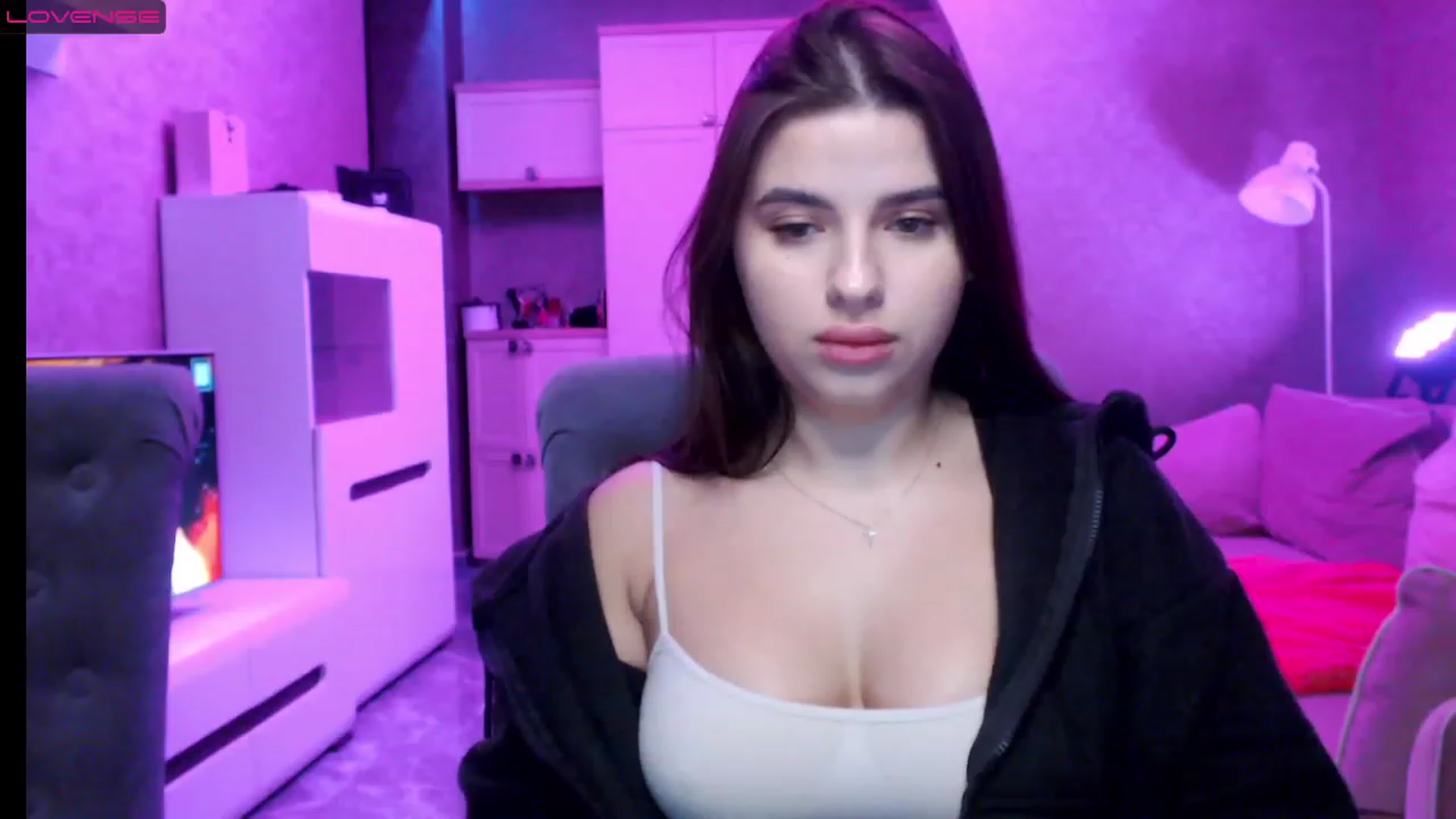 Gallery image thumbnail from Darling_Ivy's myfreecams stream on, 12/24/2022, 18:54 image 8 of 20