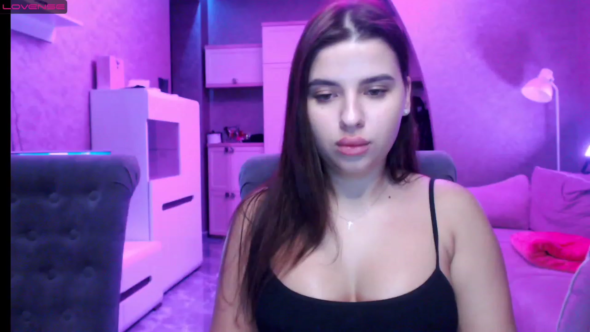 Gallery image thumbnail from Darling_Ivy's myfreecams stream on, 12/25/2022, 17:10 image 10 of 20