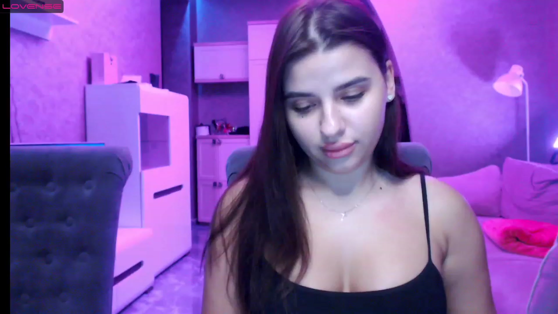 Gallery image thumbnail from Darling_Ivy's myfreecams stream on, 12/25/2022, 17:10 image 7 of 20
