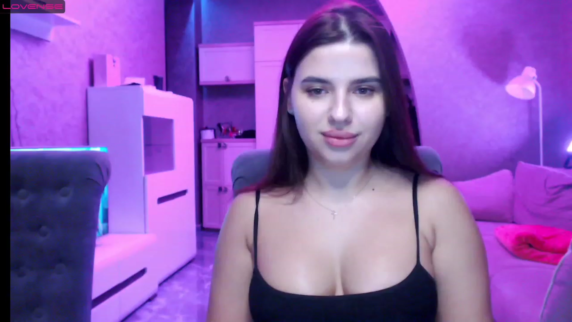Gallery image thumbnail from Darling_Ivy's myfreecams stream on, 12/25/2022, 17:10 image 18 of 20