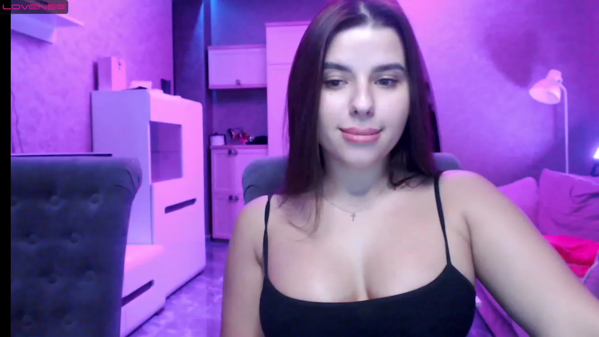 Gallery image thumbnail from Darling_Ivy's myfreecams stream on, 12/25/2022, 17:10 image 15 of 20