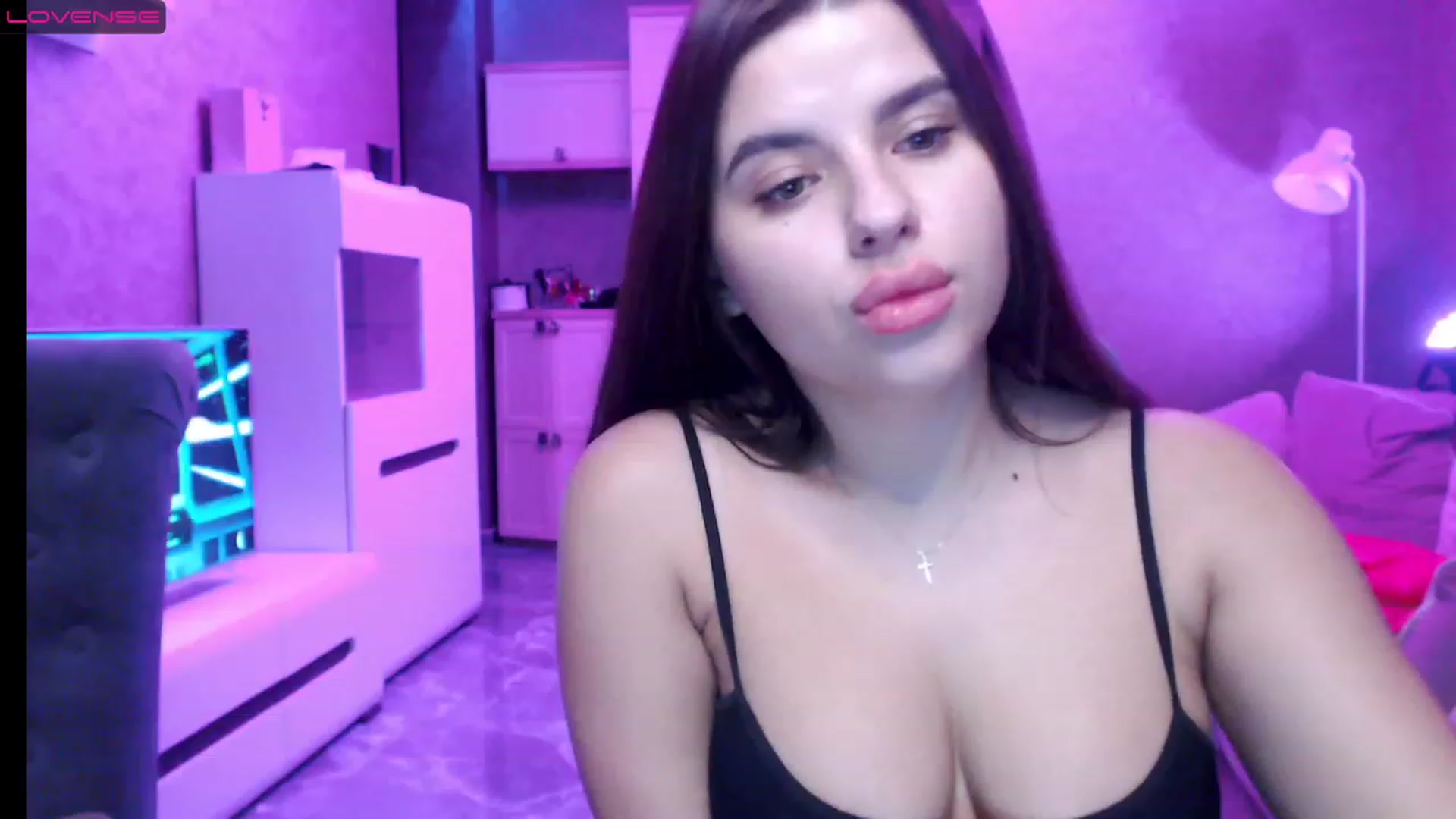 Gallery image thumbnail from Darling_Ivy's myfreecams stream on, 12/25/2022, 18:51 image 6 of 20