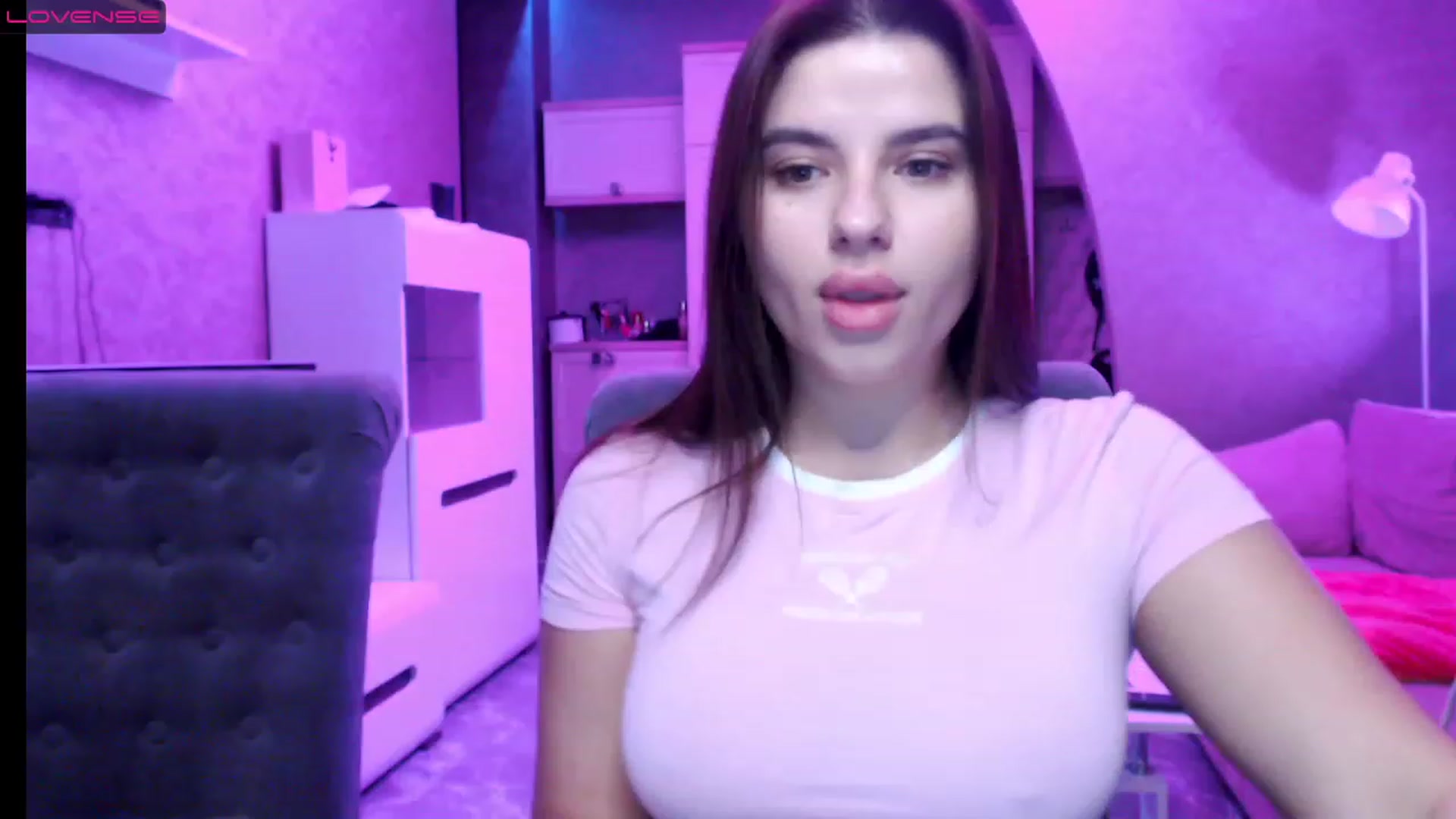 Gallery image thumbnail from Darling_Ivy's myfreecams stream on, 12/26/2022, 17:22 image 16 of 20