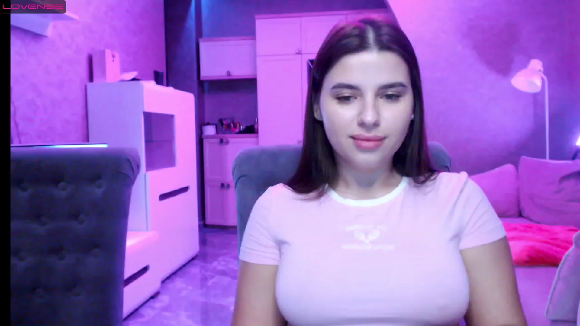 Gallery image thumbnail from Darling_Ivy's myfreecams stream on, 12/26/2022, 19:45 image 8 of 20