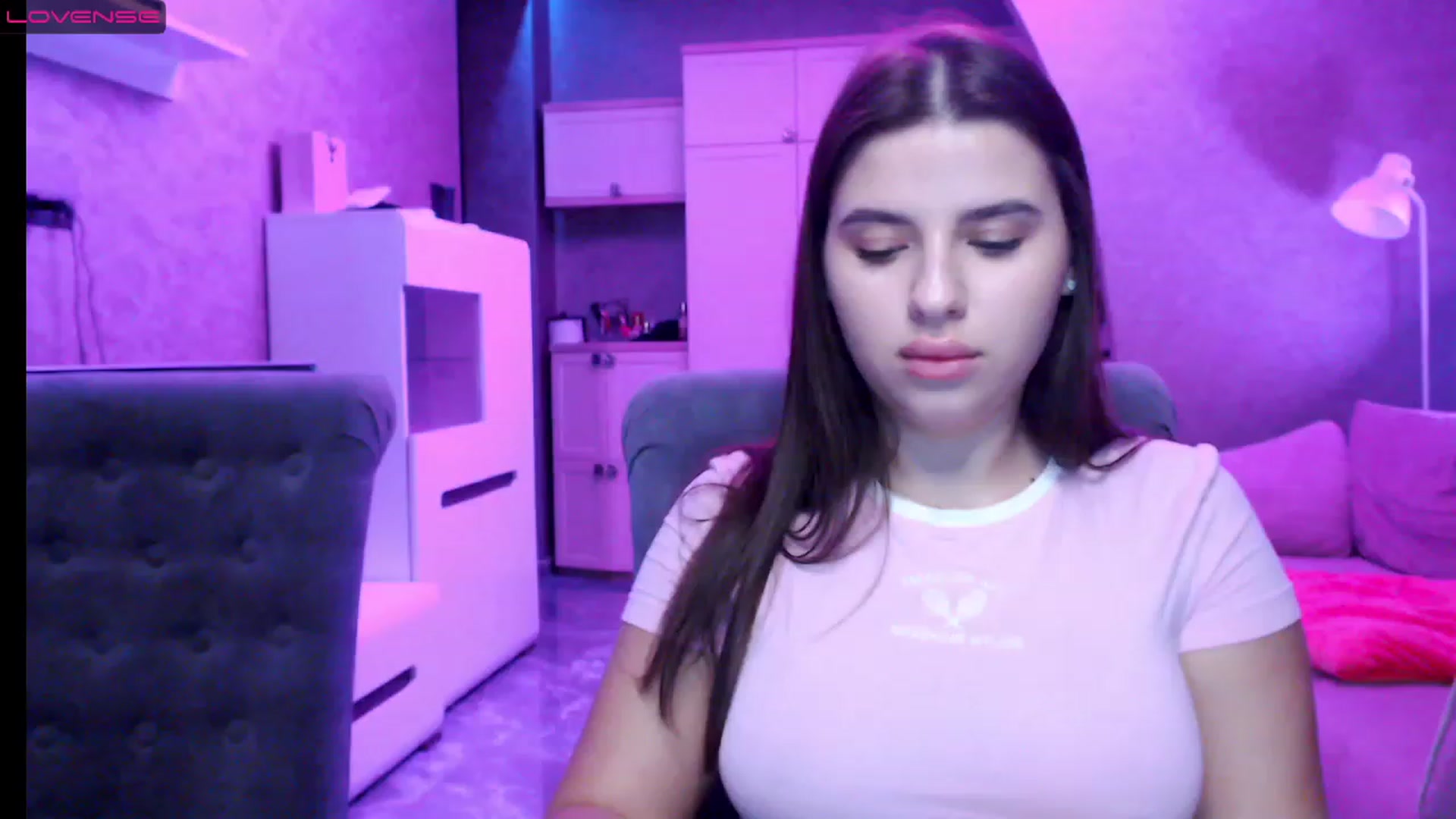 Gallery image thumbnail from Darling_Ivy's myfreecams stream on, 12/26/2022, 19:45 image 5 of 20