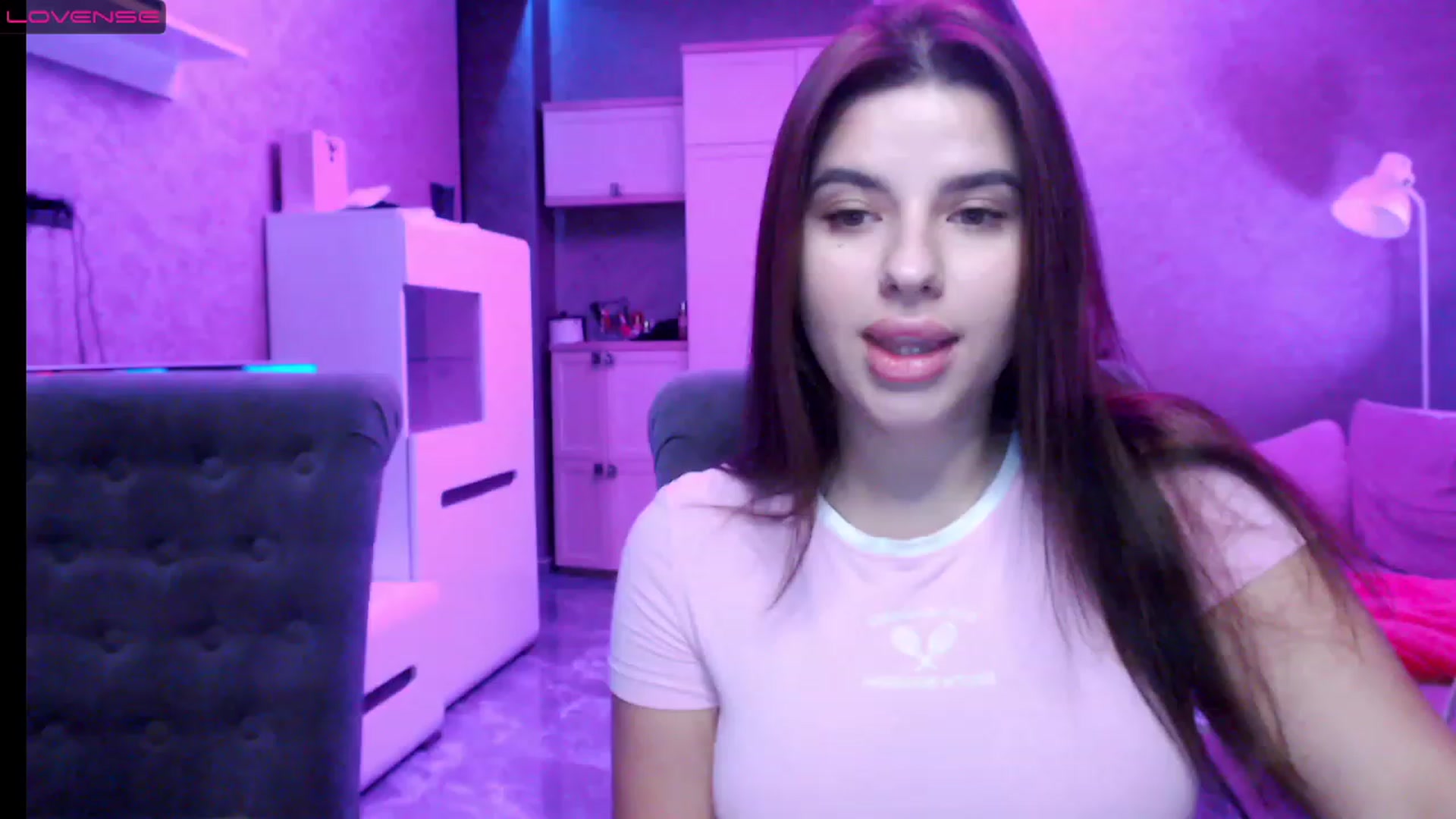 Gallery image thumbnail from Darling_Ivy's myfreecams stream on, 12/26/2022, 19:45 image 1 of 20
