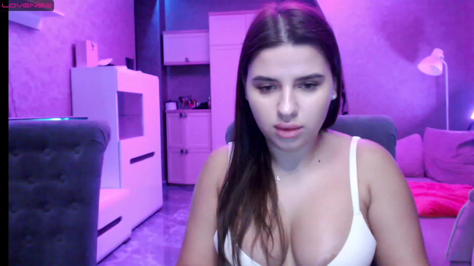 Gallery image thumbnail from Darling_Ivy's myfreecams stream on, 12/26/2022, 20:31 image 2 of 20